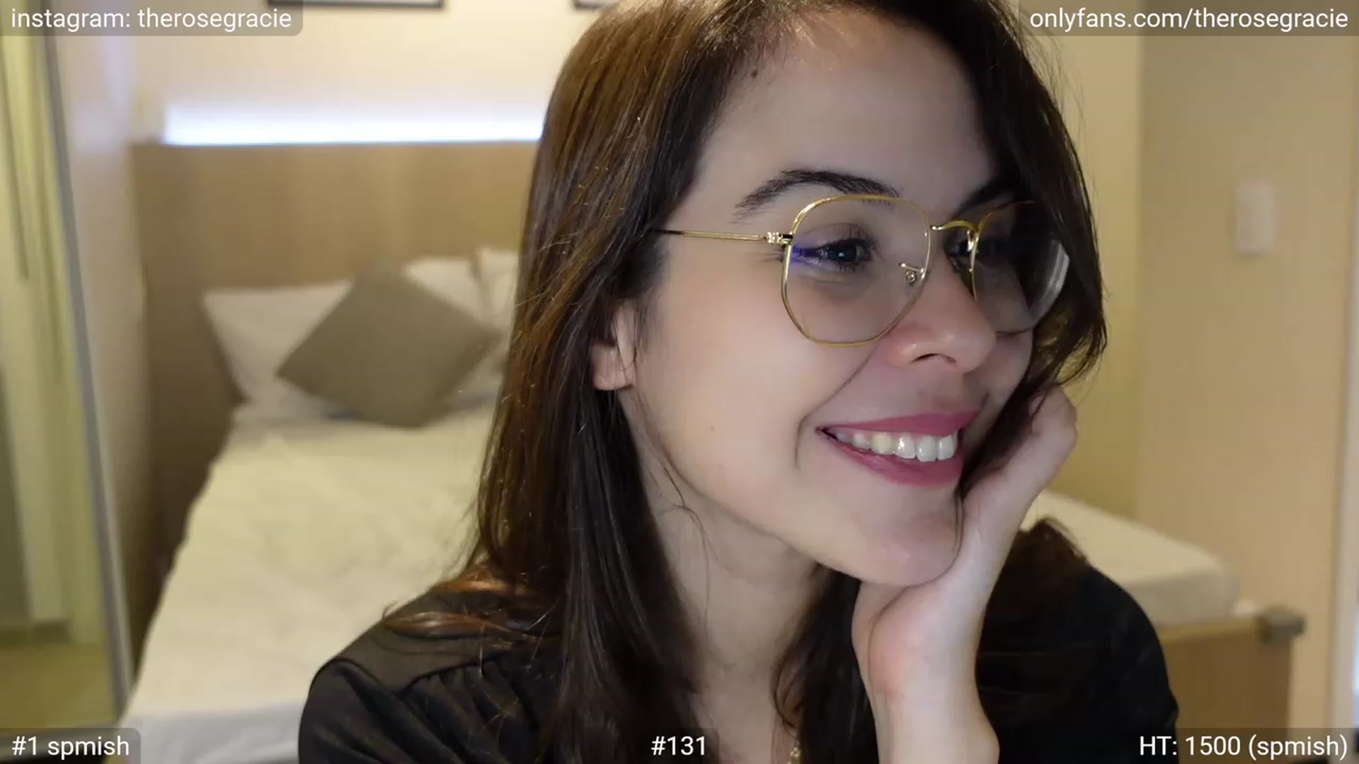Gallery image thumbnail from FlexibleGirl_'s myfreecams stream on, 06/24/2023, 07:40 image 8 of 20