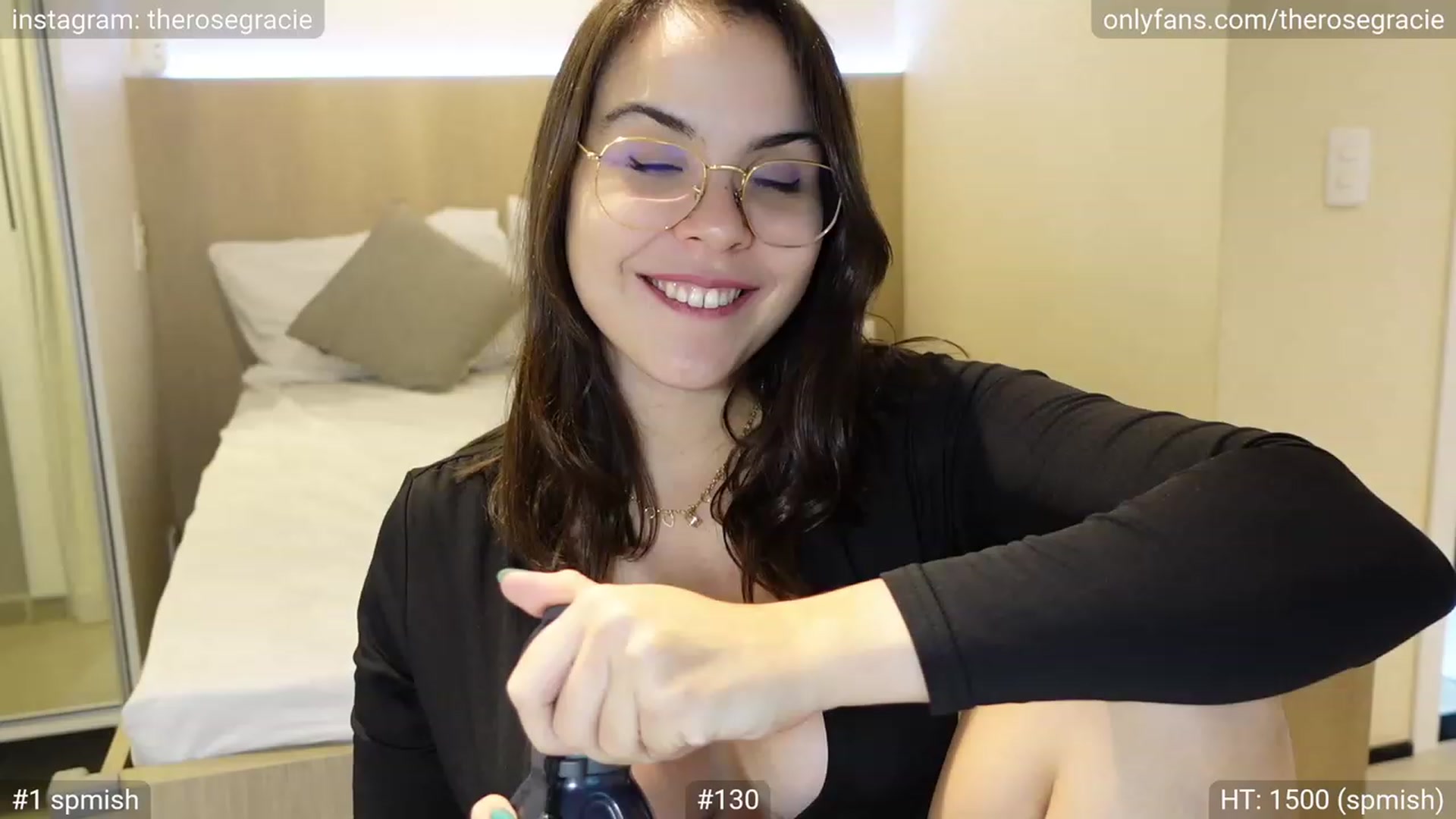 Gallery image thumbnail from FlexibleGirl_'s myfreecams stream on, 06/24/2023, 07:40 image 1 of 20