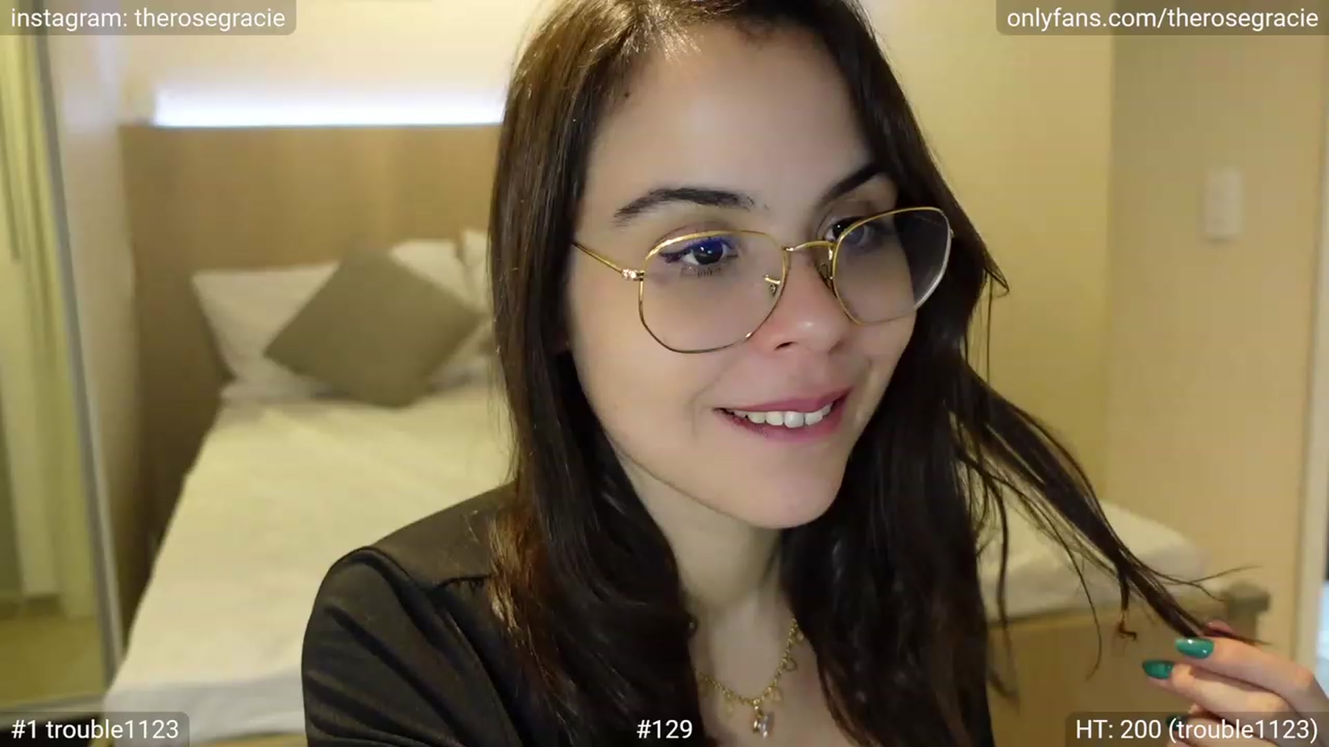 Gallery image thumbnail from FlexibleGirl_'s myfreecams stream on, 06/24/2023, 08:27 image 12 of 20