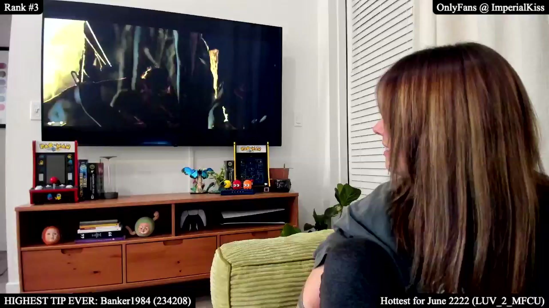 Gallery image thumbnail from FlinchKiss's myfreecams stream on, 06/16/2025, 06:21 image 13 of 20