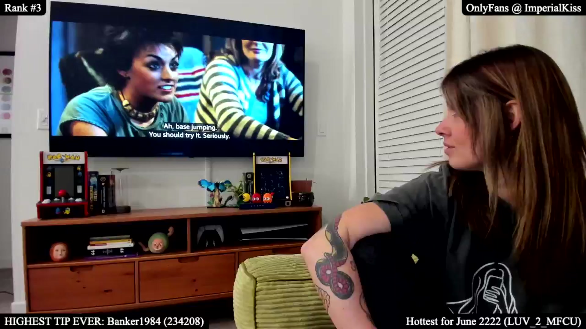 Gallery image thumbnail from FlinchKiss's myfreecams stream on, 06/16/2025, 06:21 image 7 of 20