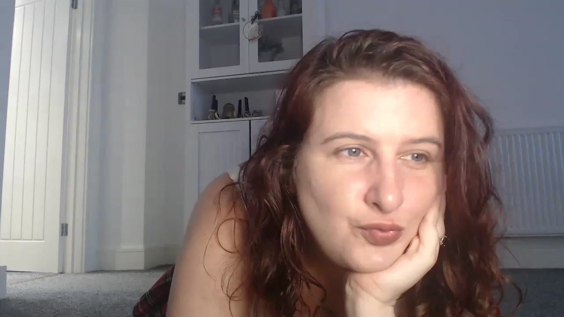 Gallery image thumbnail from FlirtyPhoebe's myfreecams stream on, 11/16/2022, 10:16 image 6 of 20