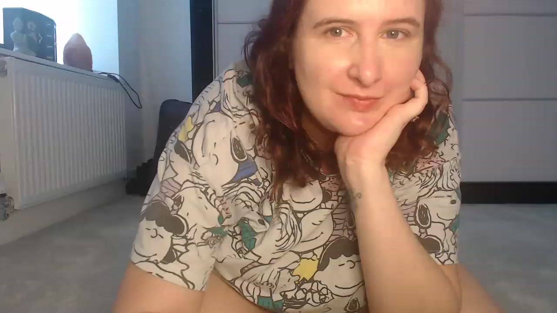 Gallery image thumbnail from FlirtyPhoebe's myfreecams stream on, 11/21/2022, 10:20 image 18 of 20