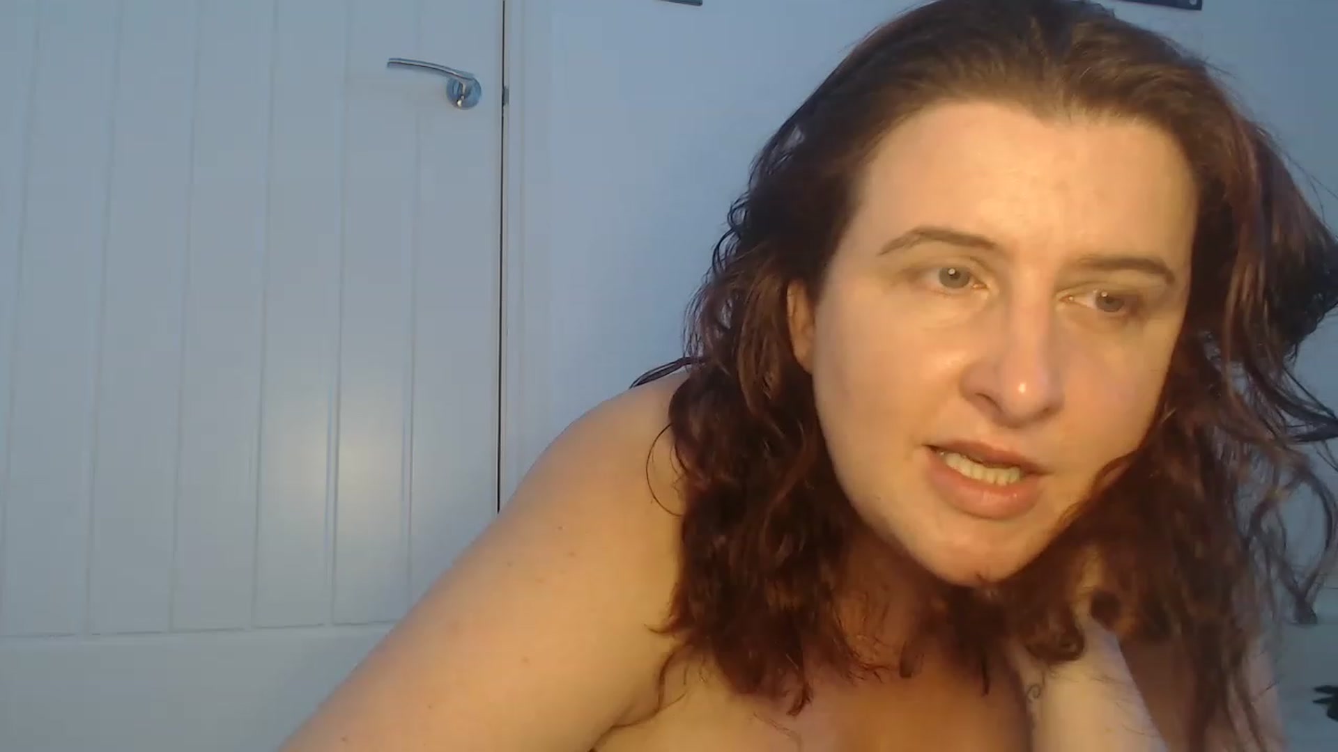 Gallery image thumbnail from FlirtyPhoebe's myfreecams stream on, 11/22/2022, 14:02 image 19 of 20