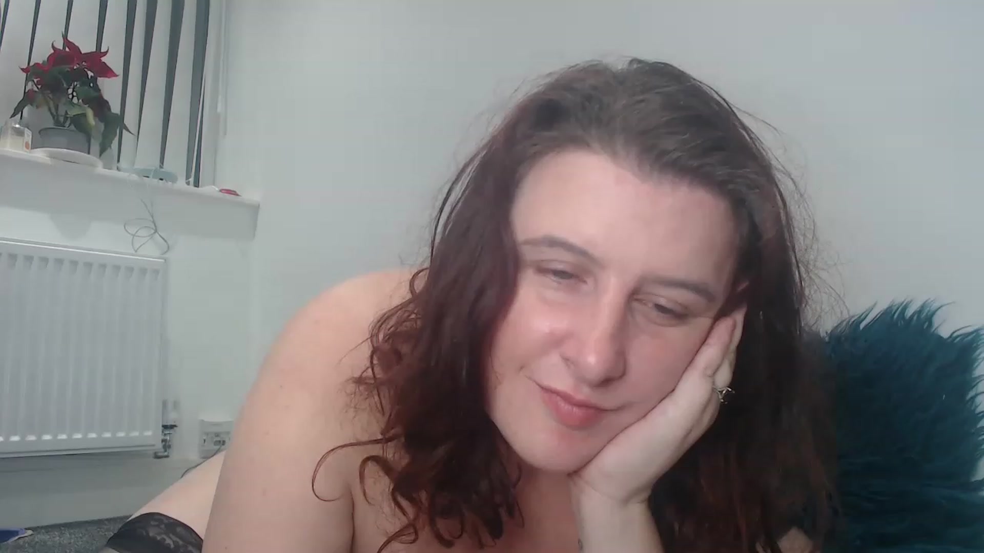 Gallery image thumbnail from FlirtyPhoebe's myfreecams stream on, 11/26/2022, 21:46 image 7 of 20