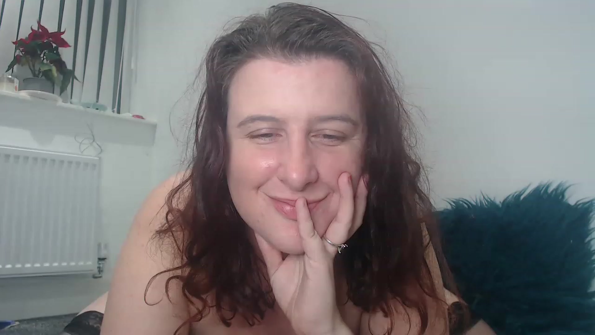 Gallery image thumbnail from FlirtyPhoebe's myfreecams stream on, 11/26/2022, 21:46 image 6 of 20