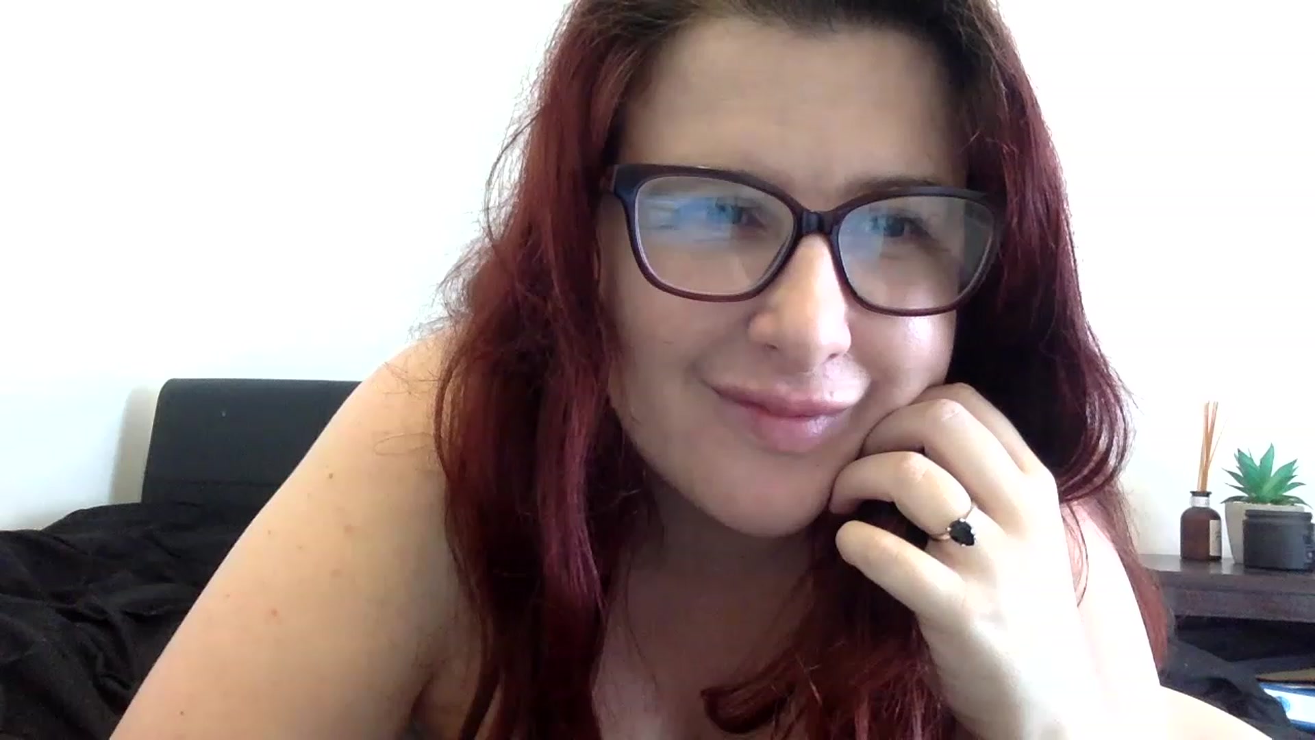 Gallery image thumbnail from FlirtyPhoebe's myfreecams stream on, 03/20/2023, 12:58 image 2 of 20