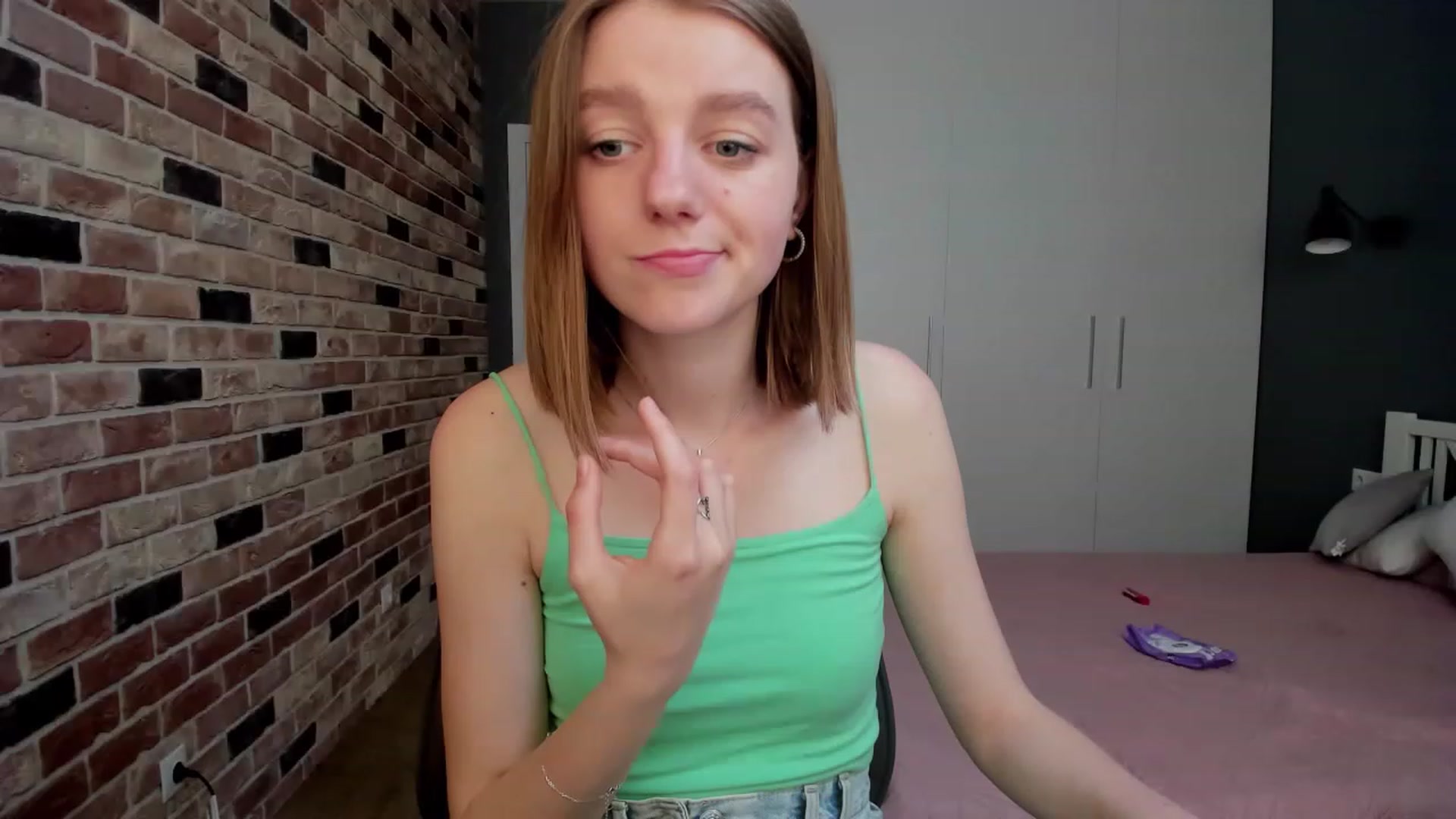 Gallery image thumbnail from FlorMusk's myfreecams stream on, 06/02/2023, 11:03 image 14 of 20