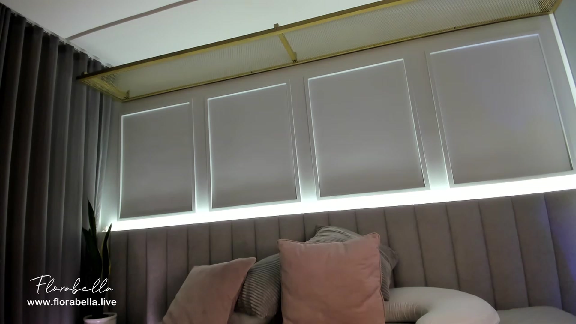 Gallery image thumbnail from Florabella's myfreecams stream on, 11/17/2022, 04:59 image 16 of 20