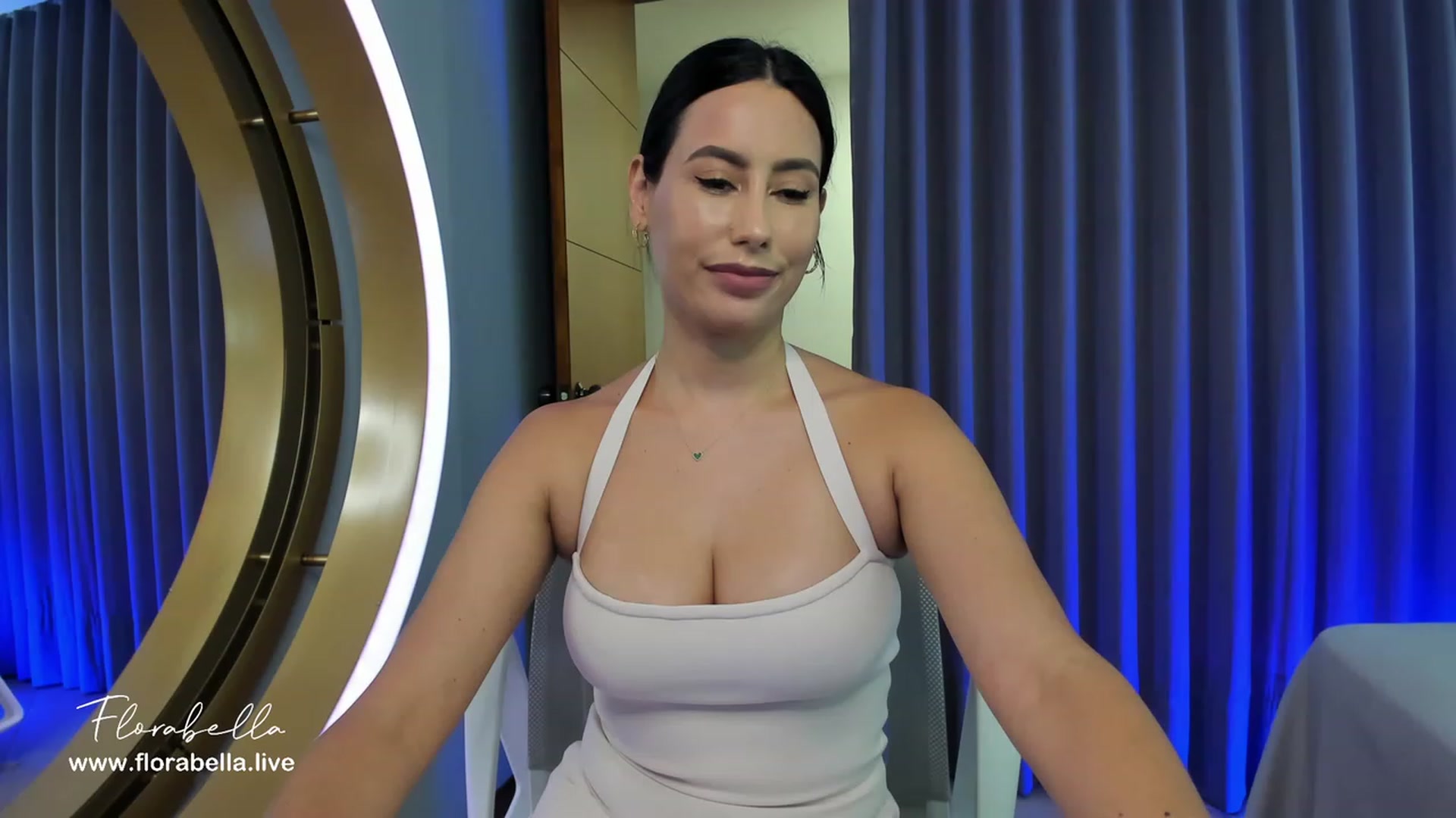Gallery image thumbnail from Florabella's myfreecams stream on, 01/04/2023, 04:39 image 12 of 20