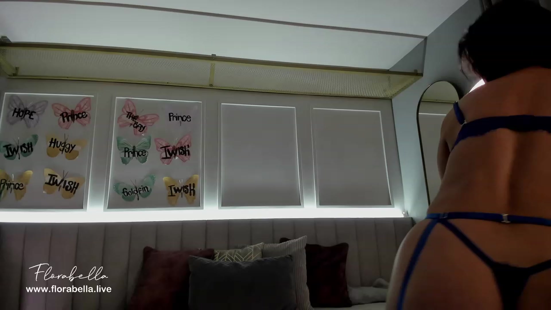 Gallery image thumbnail from Florabella's myfreecams stream on, 04/17/2023, 24:18 image 4 of 20