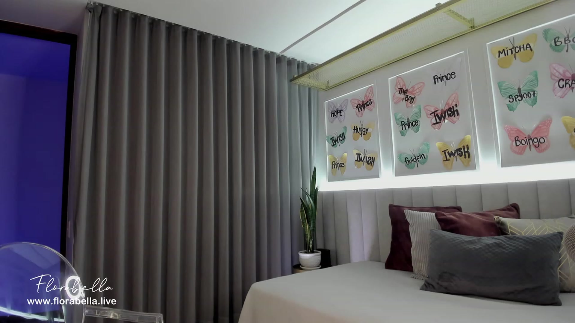 Gallery image thumbnail from Florabella's myfreecams stream on, 04/26/2023, 23:28 image 14 of 20