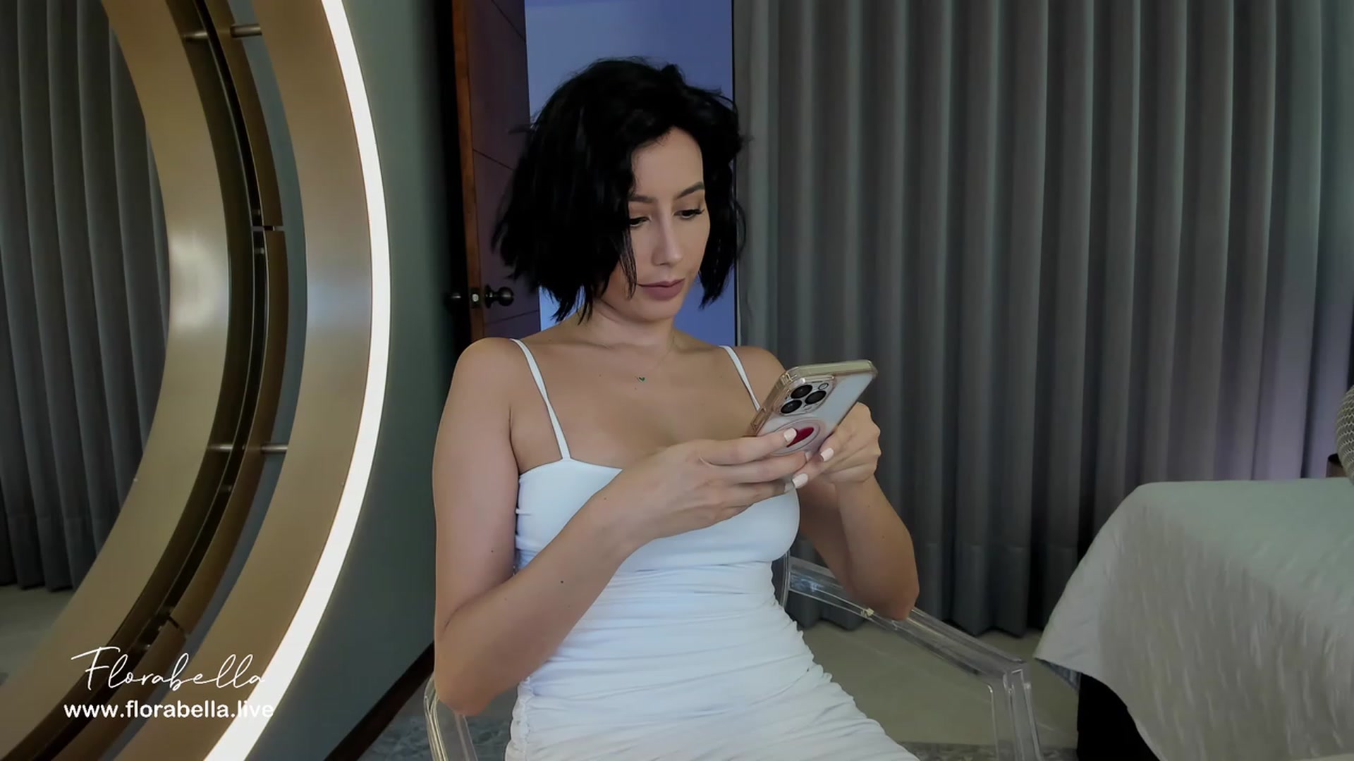 Gallery image thumbnail from Florabella's myfreecams stream on, 05/07/2023, 22:57 image 11 of 20