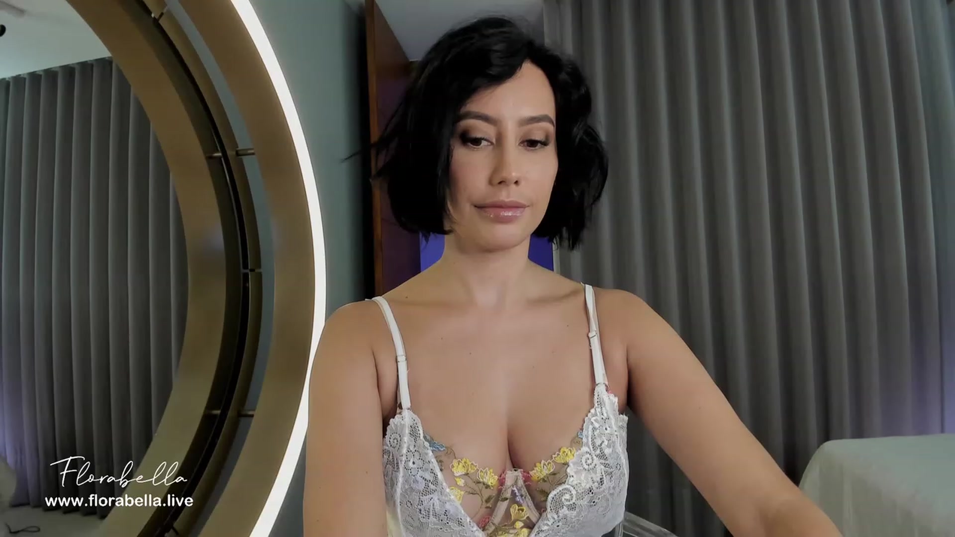 Gallery image thumbnail from Florabella's myfreecams stream on, 05/18/2023, 03:28 image 6 of 20