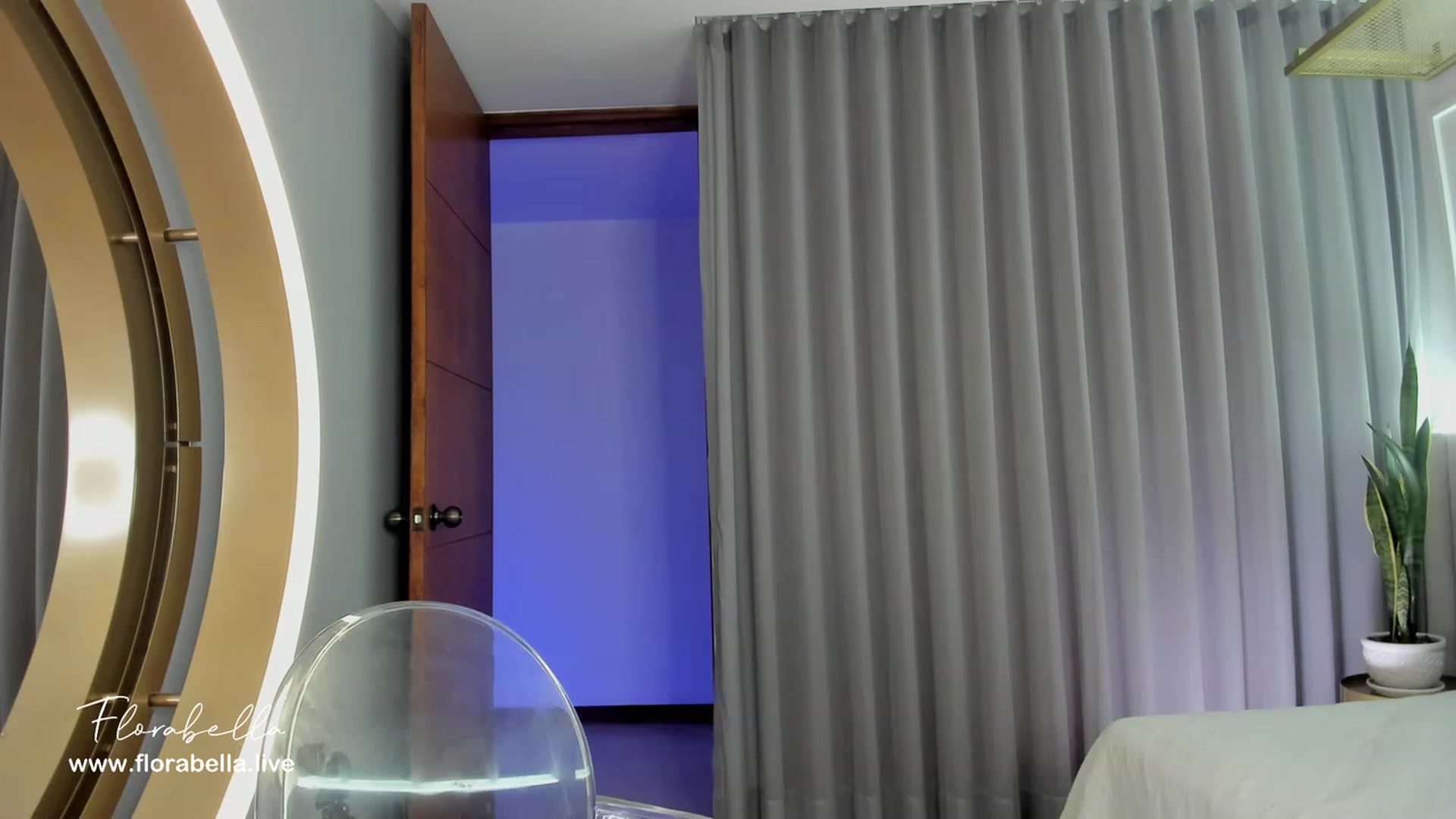 Gallery image thumbnail from Florabella's myfreecams stream on, 05/19/2023, 03:37 image 1 of 20