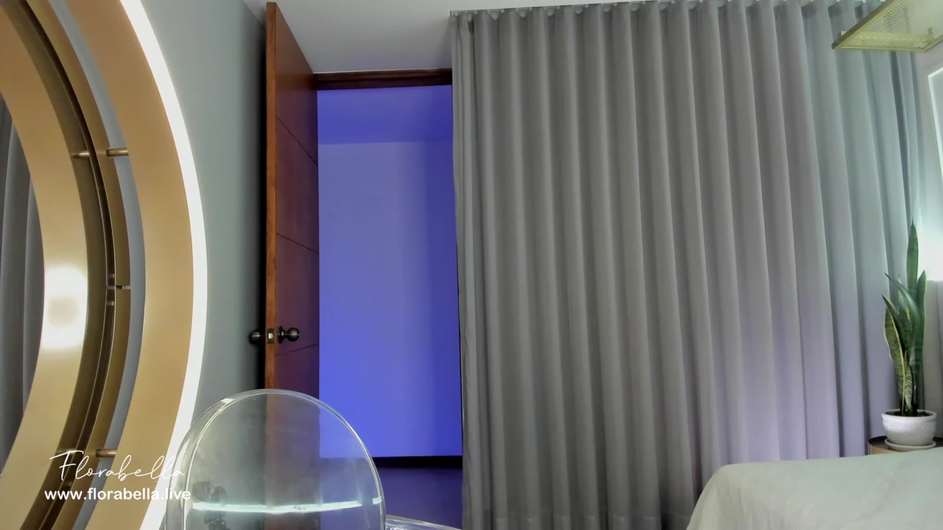Gallery image thumbnail from Florabella's myfreecams stream on, 05/19/2023, 03:37 image 2 of 20