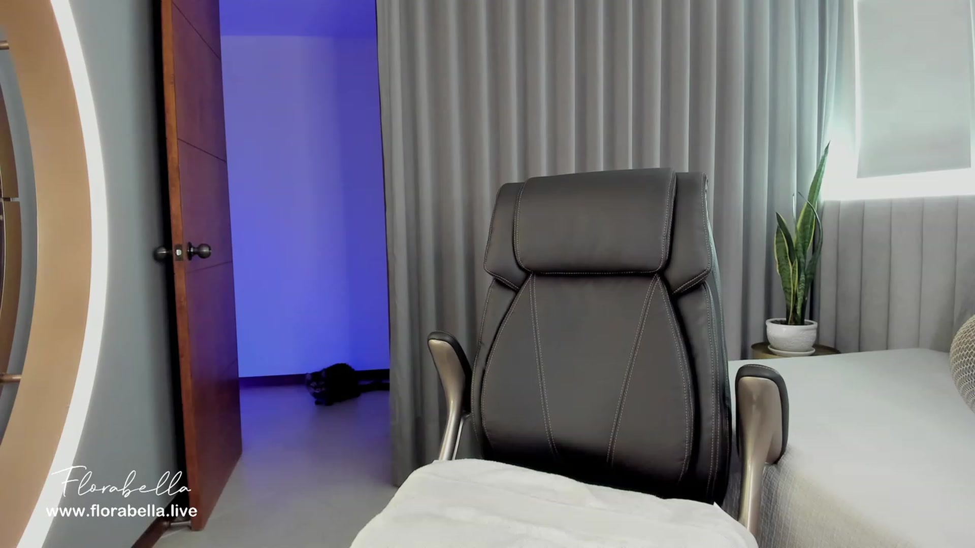 Gallery image thumbnail from Florabella's myfreecams stream on, 06/03/2023, 03:46 image 5 of 20