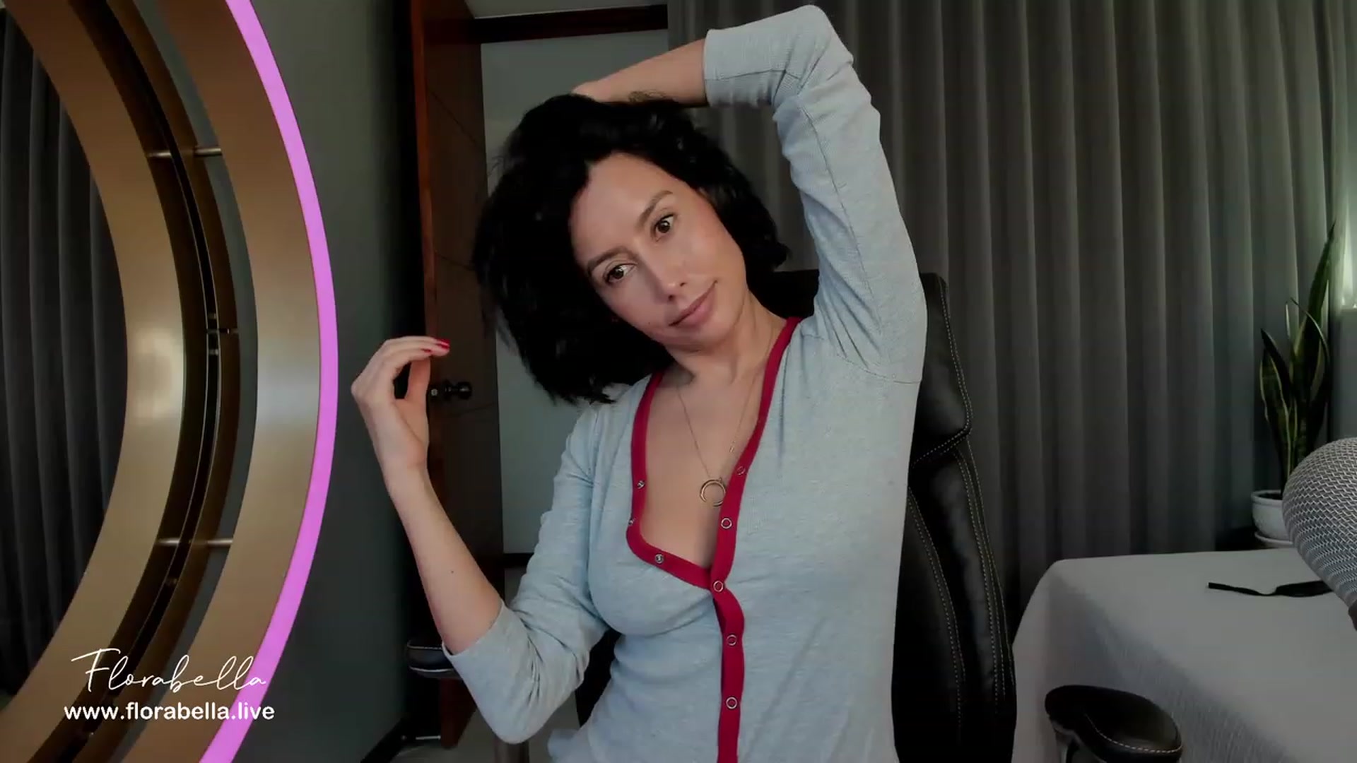 Gallery image thumbnail from Florabella's myfreecams stream on, 06/03/2023, 17:20 image 9 of 20
