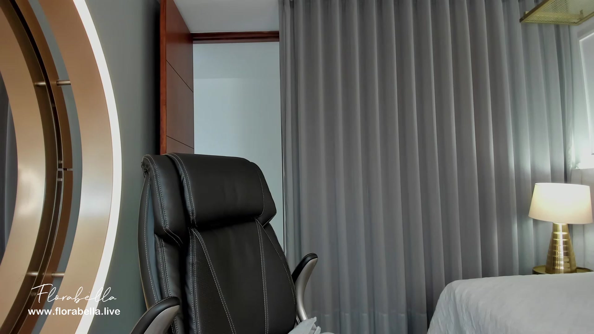 Gallery image thumbnail from Florabella's myfreecams stream on, 06/17/2023, 15:29 image 5 of 20