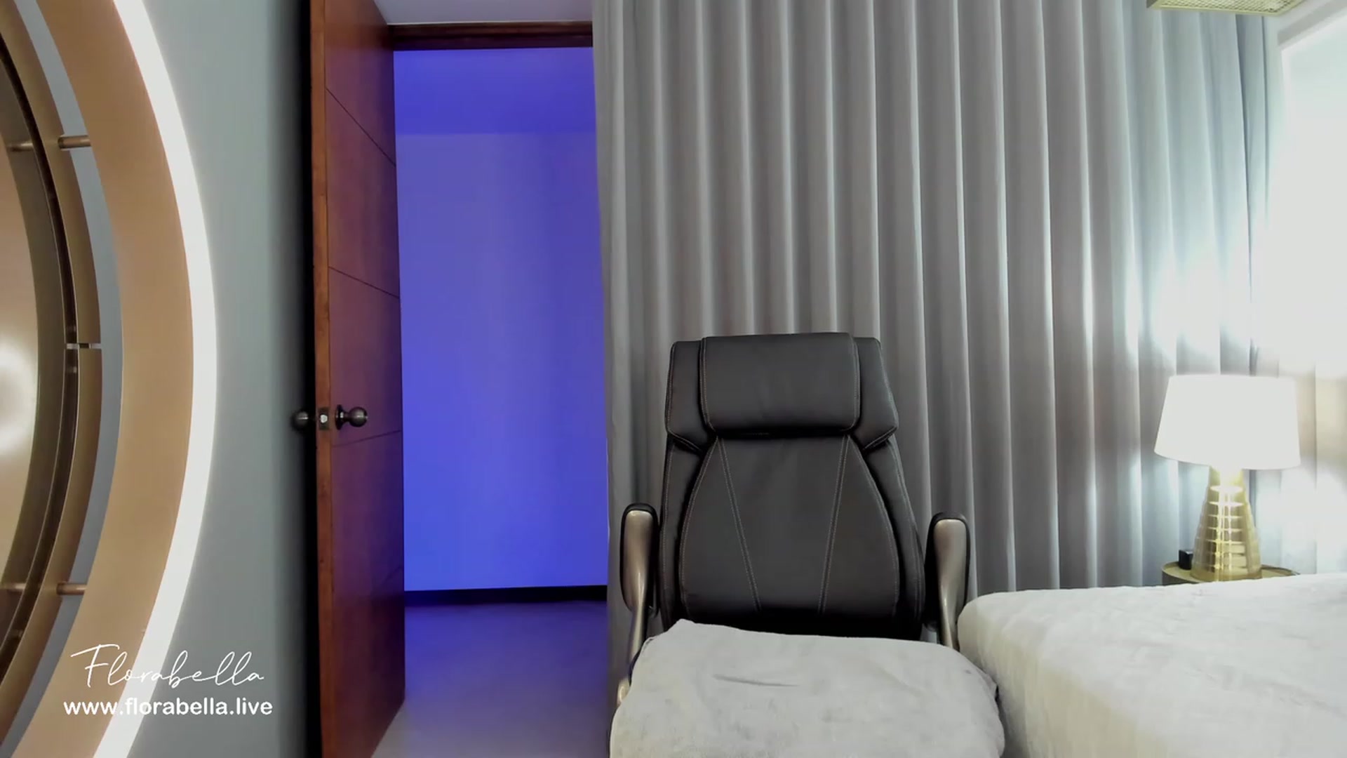 Gallery image thumbnail from Florabella's myfreecams stream on, 06/18/2023, 02:47 image 10 of 20