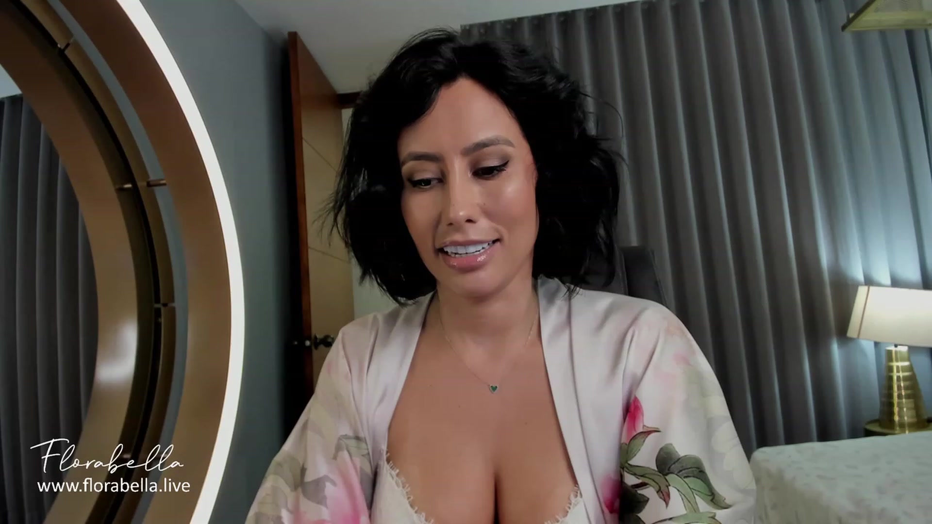 Gallery image thumbnail from Florabella's myfreecams stream on, 07/19/2023, 01:58 image 16 of 20