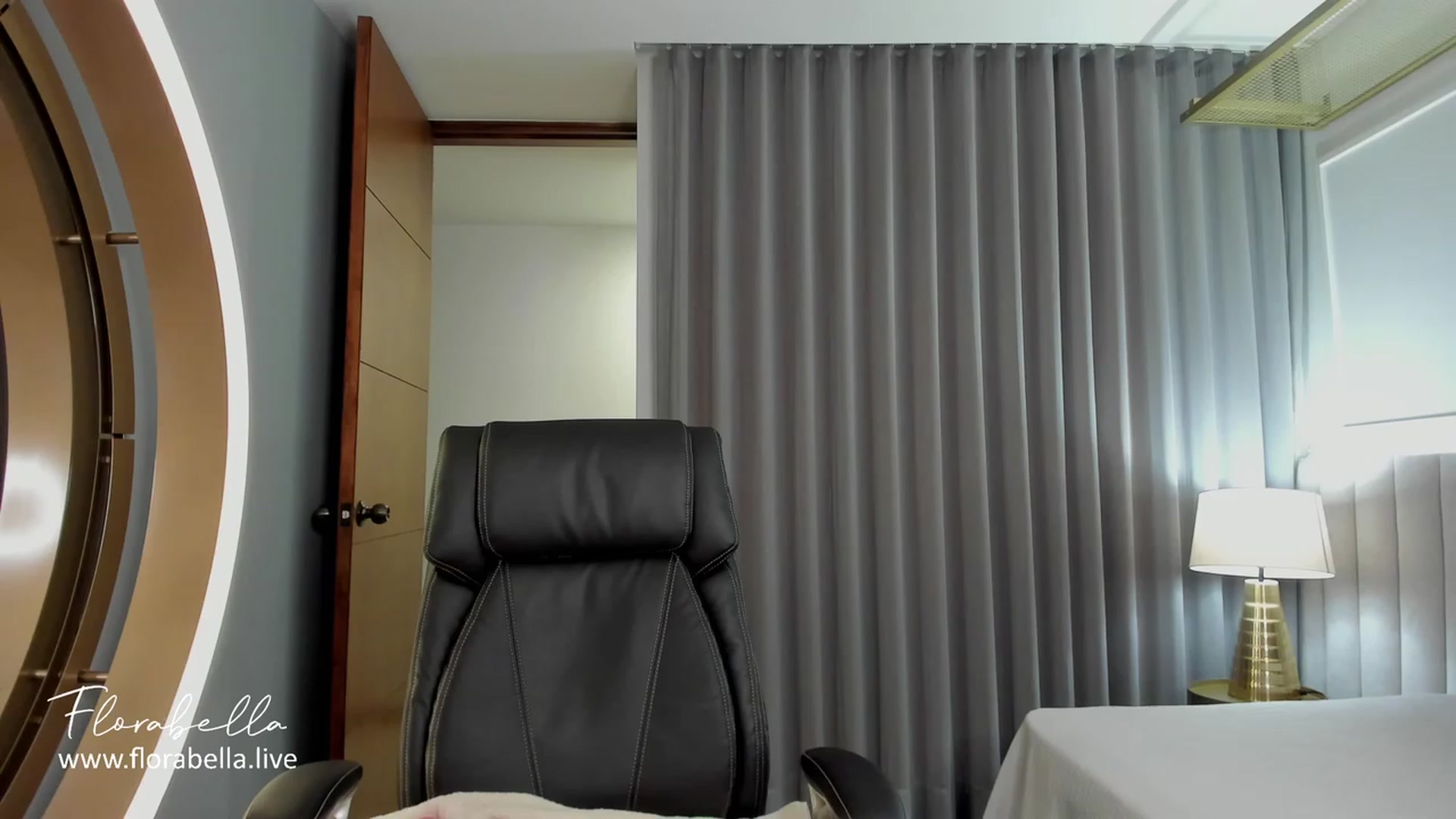 Gallery image thumbnail from Florabella's myfreecams stream on, 09/10/2023, 03:33 image 17 of 20