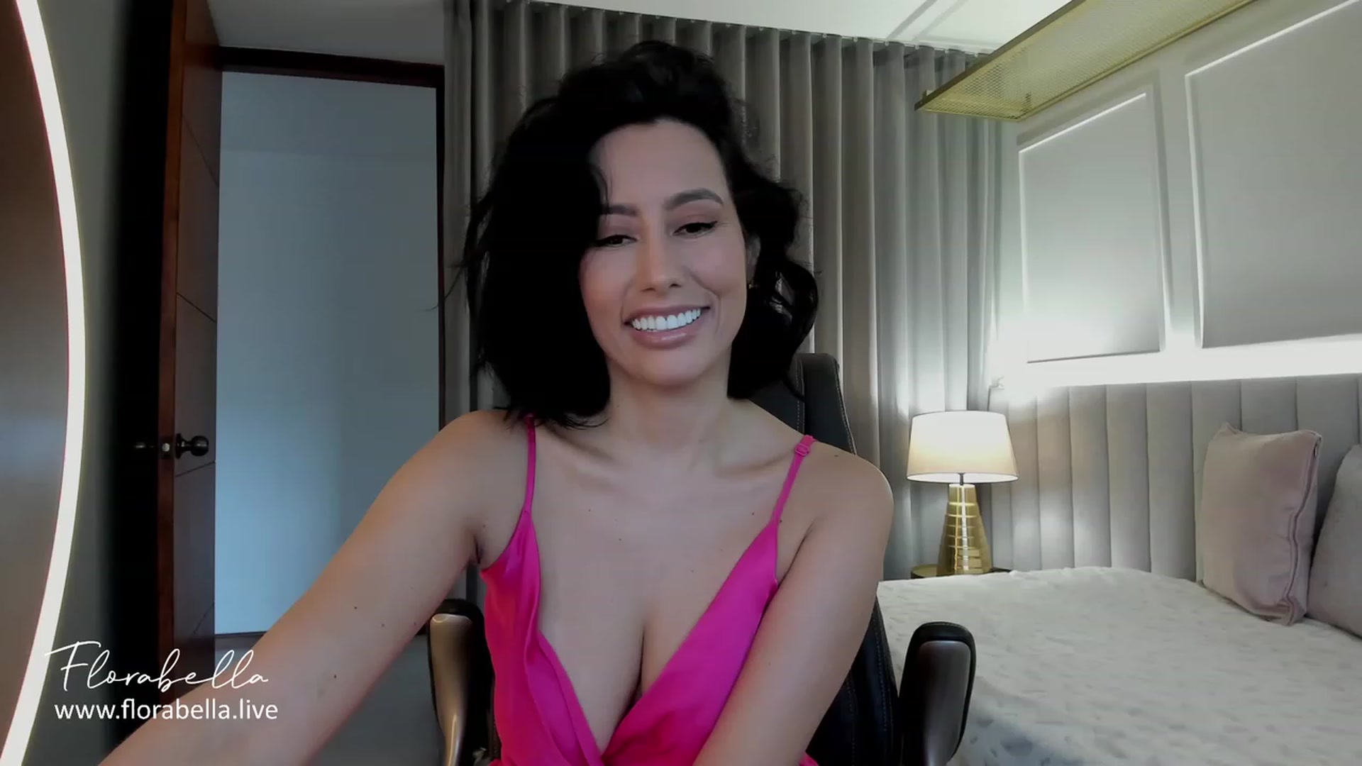 Gallery image thumbnail from Florabella's myfreecams stream on, 09/23/2023, 22:18 image 1 of 20