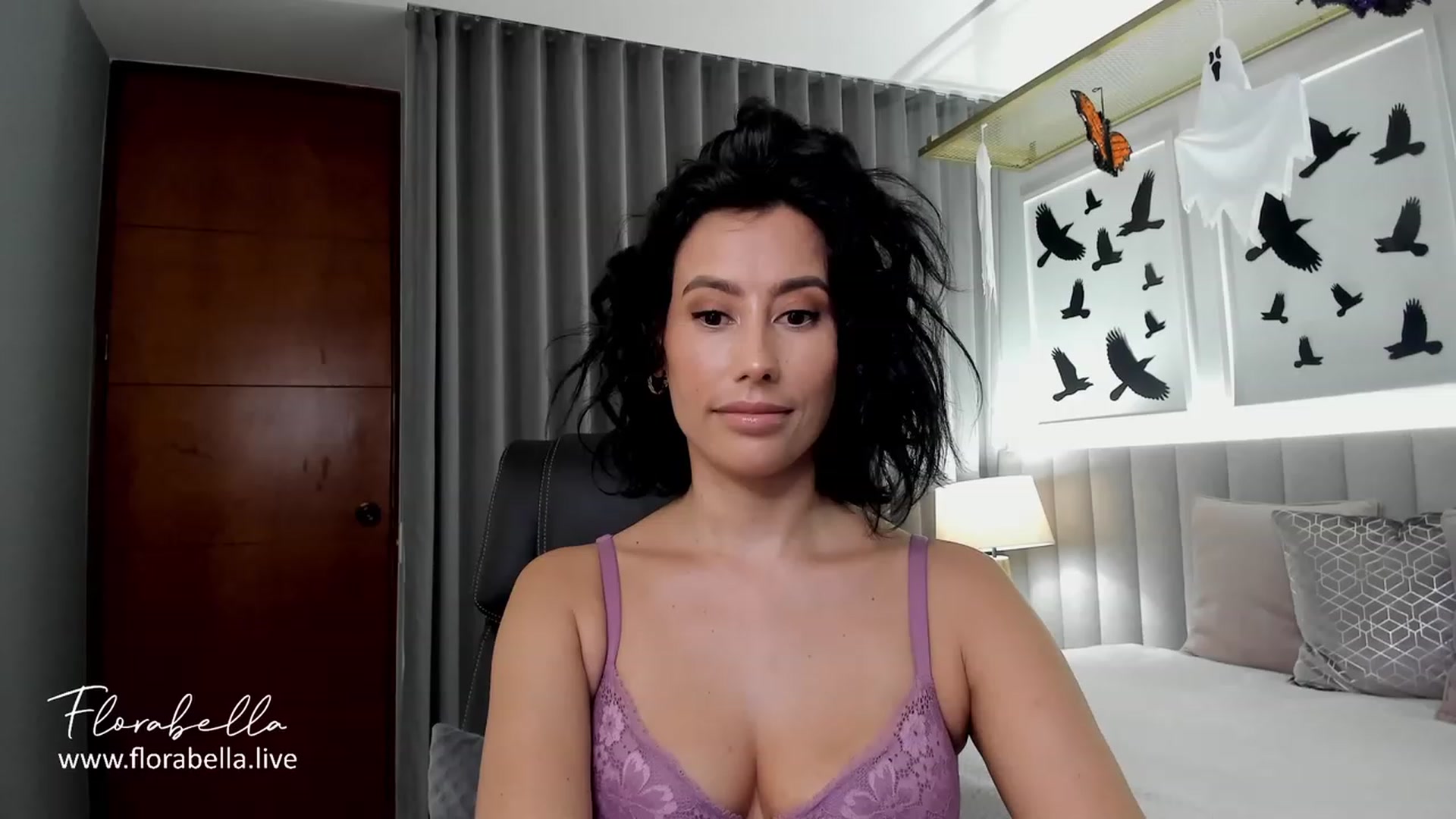 Gallery image thumbnail from Florabella's myfreecams stream on, 10/19/2023, 02:05 image 7 of 20