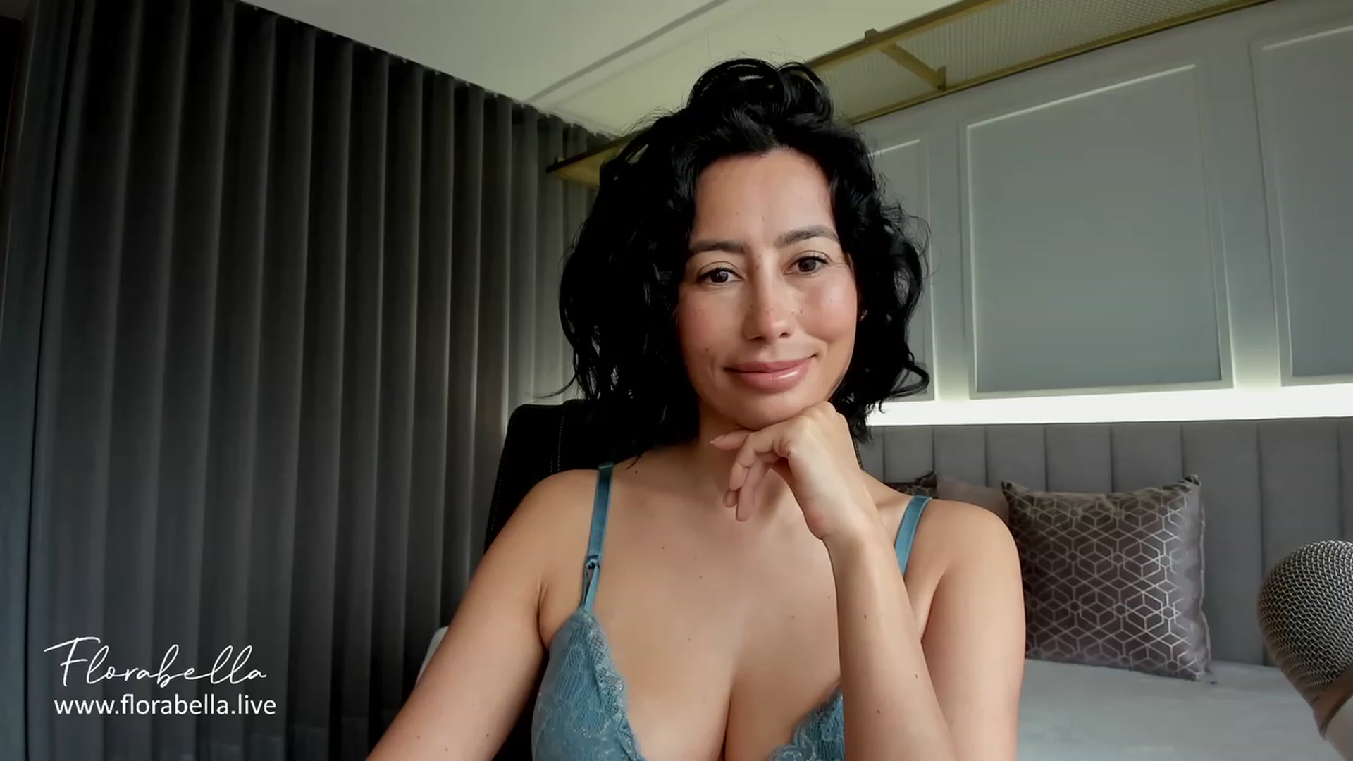 Gallery image thumbnail from Florabella's myfreecams stream on, 11/05/2023, 14:41 image 5 of 20