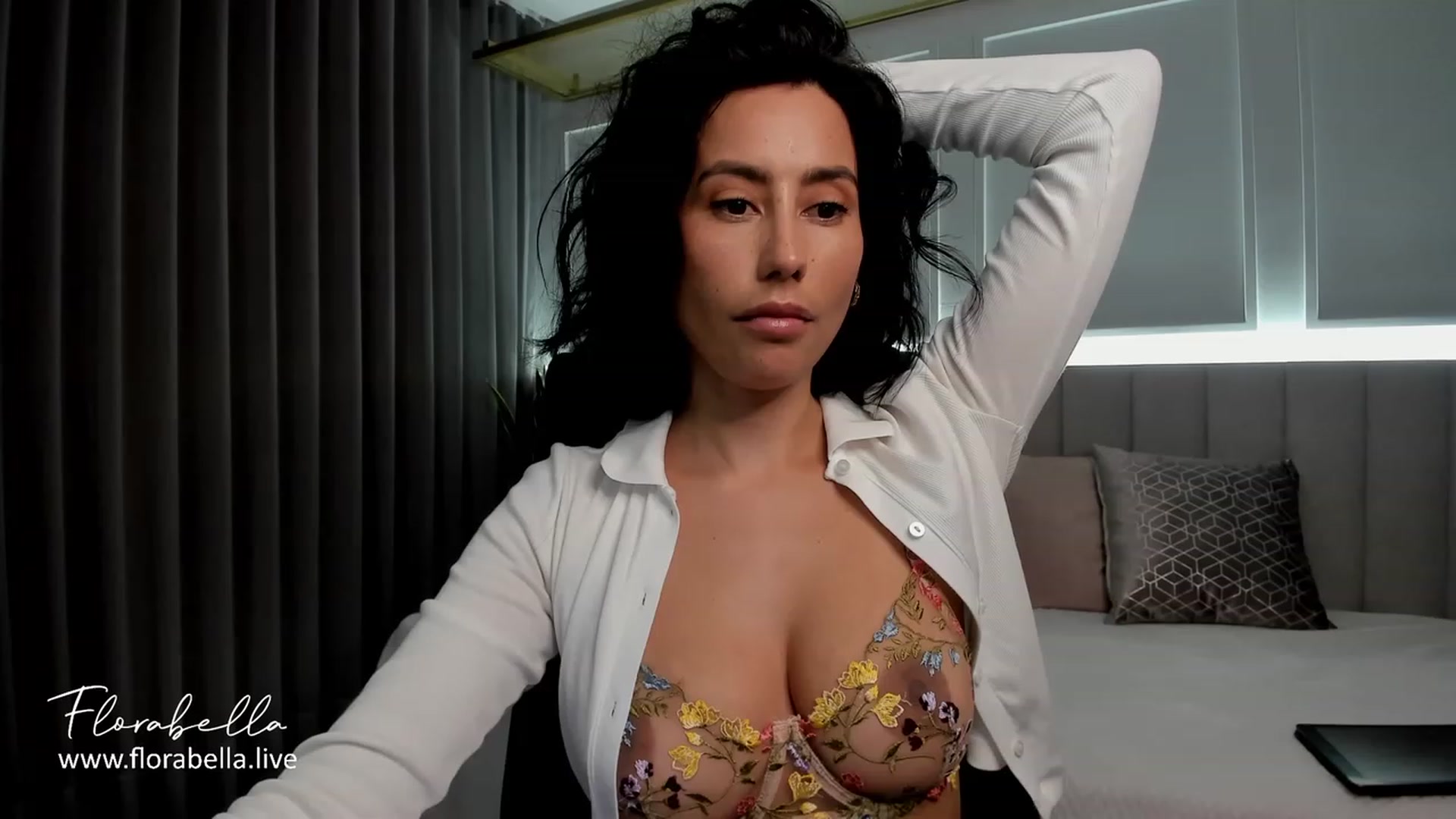 Gallery image thumbnail from Florabella's myfreecams stream on, 11/09/2023, 03:24 image 5 of 20