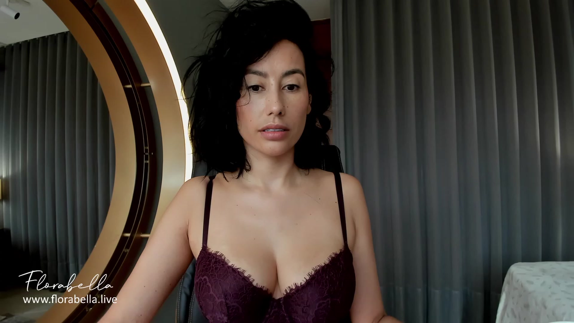 Gallery image thumbnail from Florabella's myfreecams stream on, 12/02/2023, 15:28 image 2 of 20