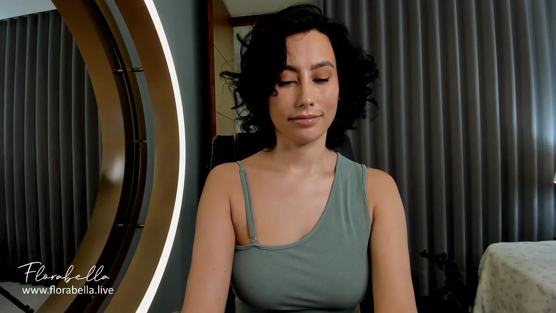 Gallery image thumbnail from Florabella's myfreecams stream on, 12/13/2023, 03:18 image 1 of 20