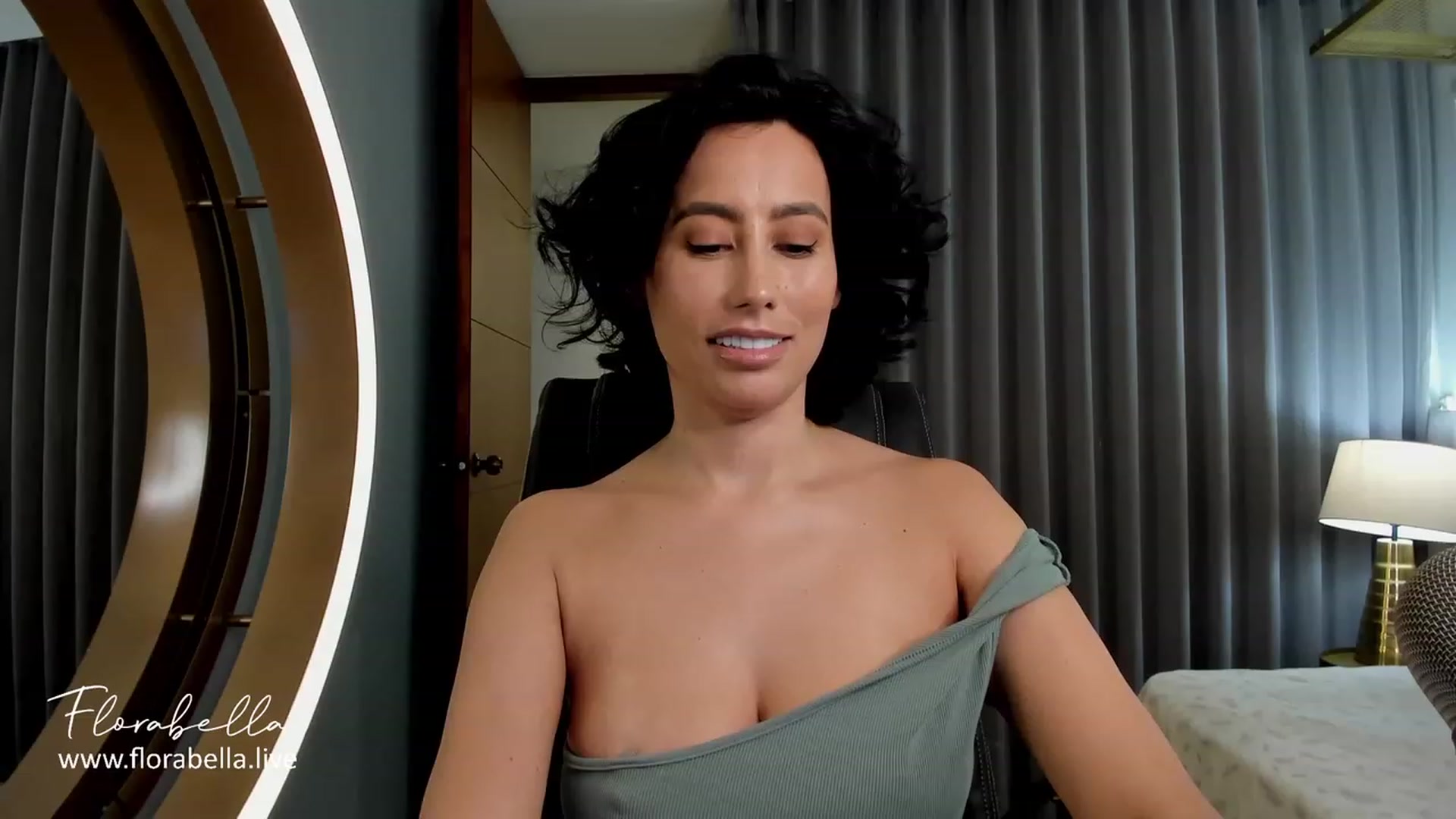 Gallery image thumbnail from Florabella's myfreecams stream on, 12/13/2023, 03:46 image 16 of 20