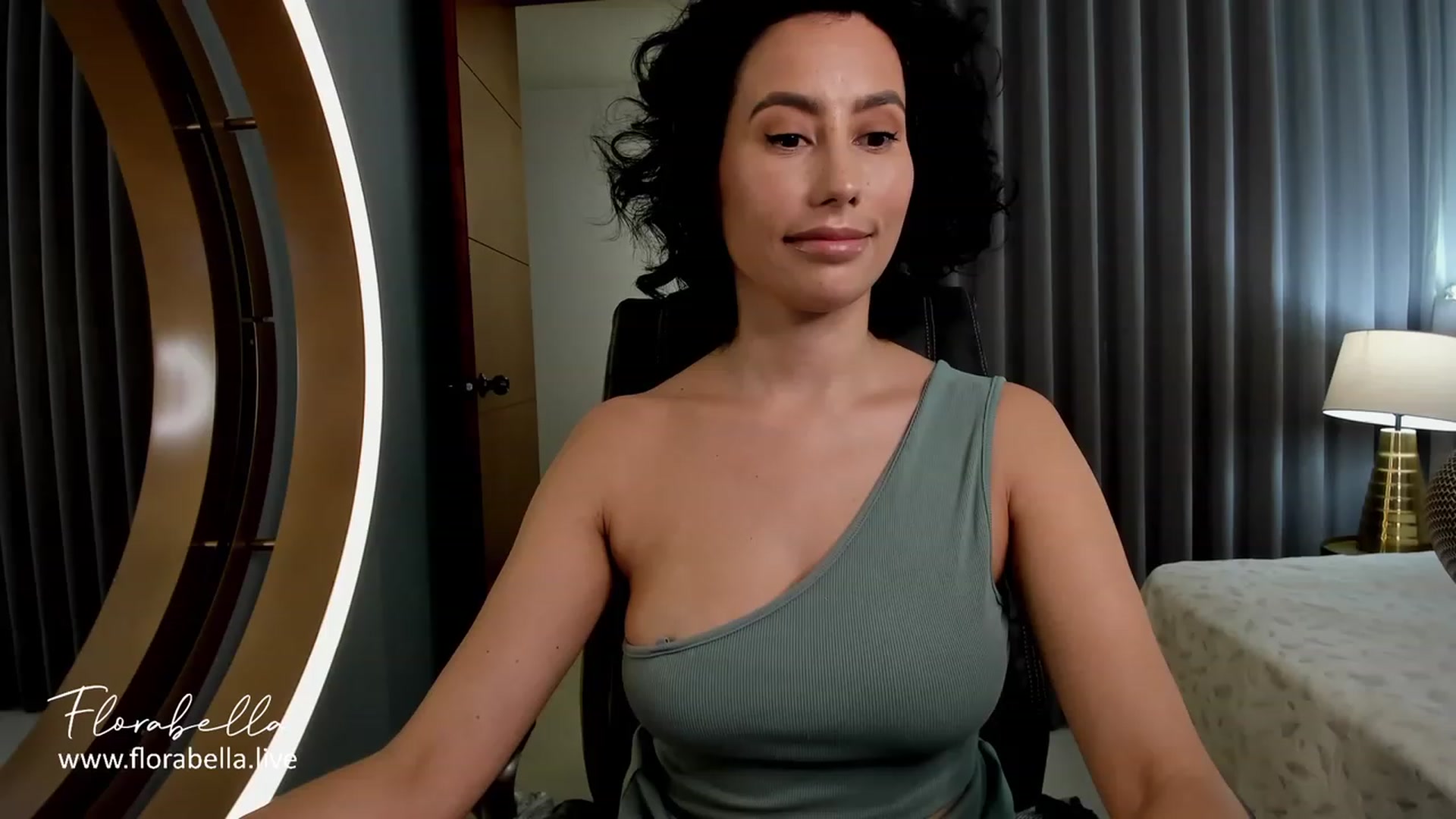 Gallery image thumbnail from Florabella's myfreecams stream on, 12/13/2023, 04:17 image 10 of 20