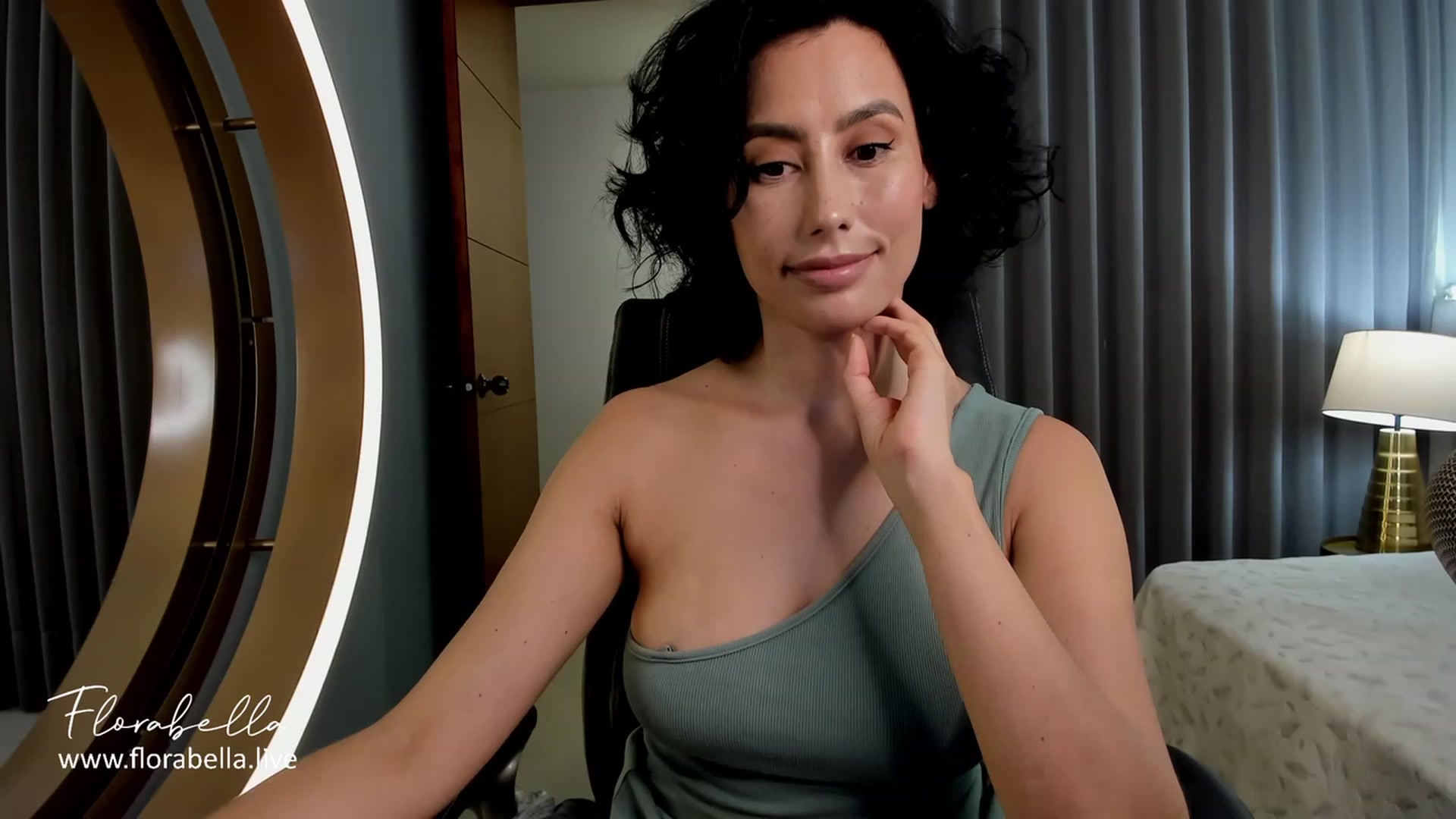Gallery image thumbnail from Florabella's myfreecams stream on, 12/13/2023, 04:17 image 13 of 20
