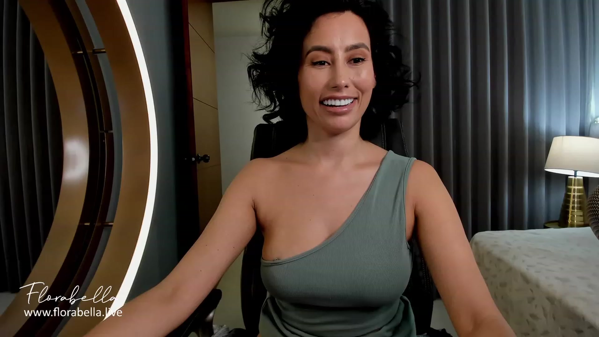 Gallery image thumbnail from Florabella's myfreecams stream on, 12/13/2023, 04:17 image 7 of 20