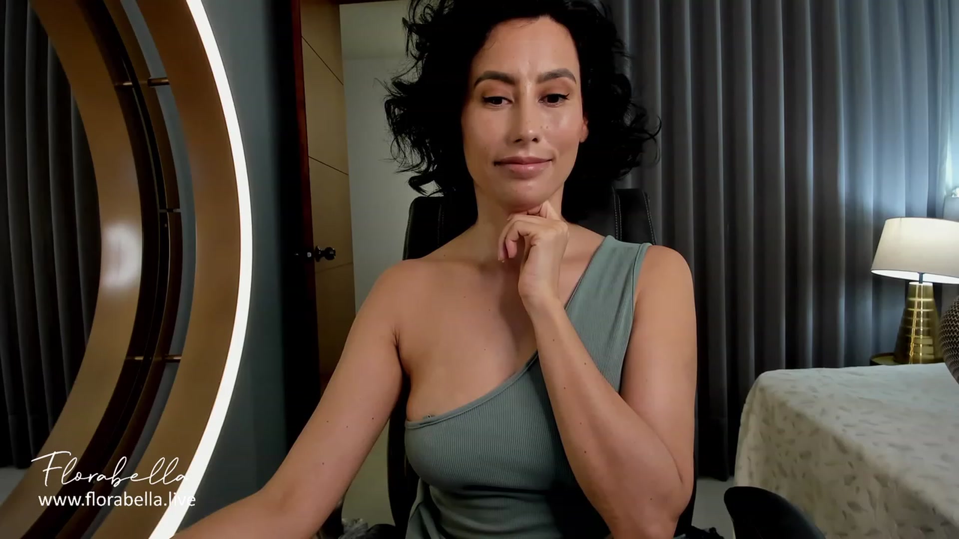 Gallery image thumbnail from Florabella's myfreecams stream on, 12/13/2023, 04:17 image 8 of 20