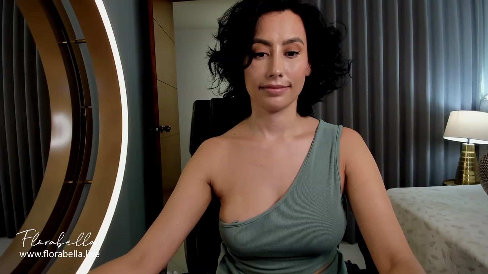 Gallery image thumbnail from Florabella's myfreecams stream on, 12/13/2023, 04:17 image 17 of 20