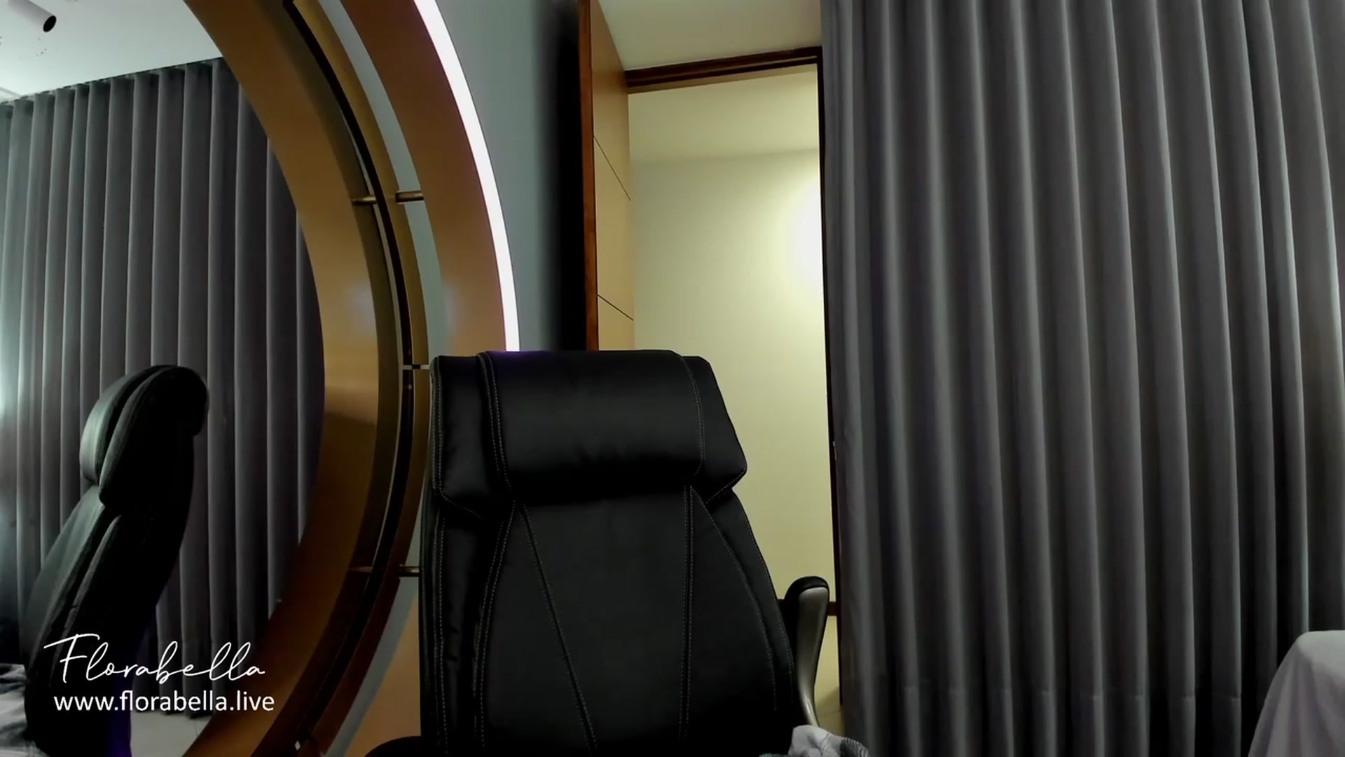 Gallery image thumbnail from Florabella's myfreecams stream on, 12/28/2023, 03:19 image 10 of 20