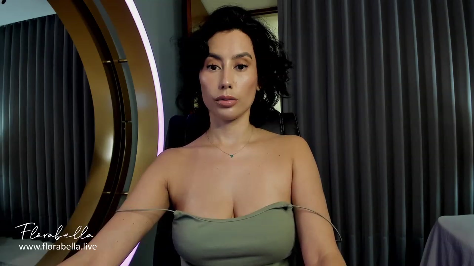 Gallery image thumbnail from Florabella's myfreecams stream on, 12/29/2023, 03:17 image 9 of 20