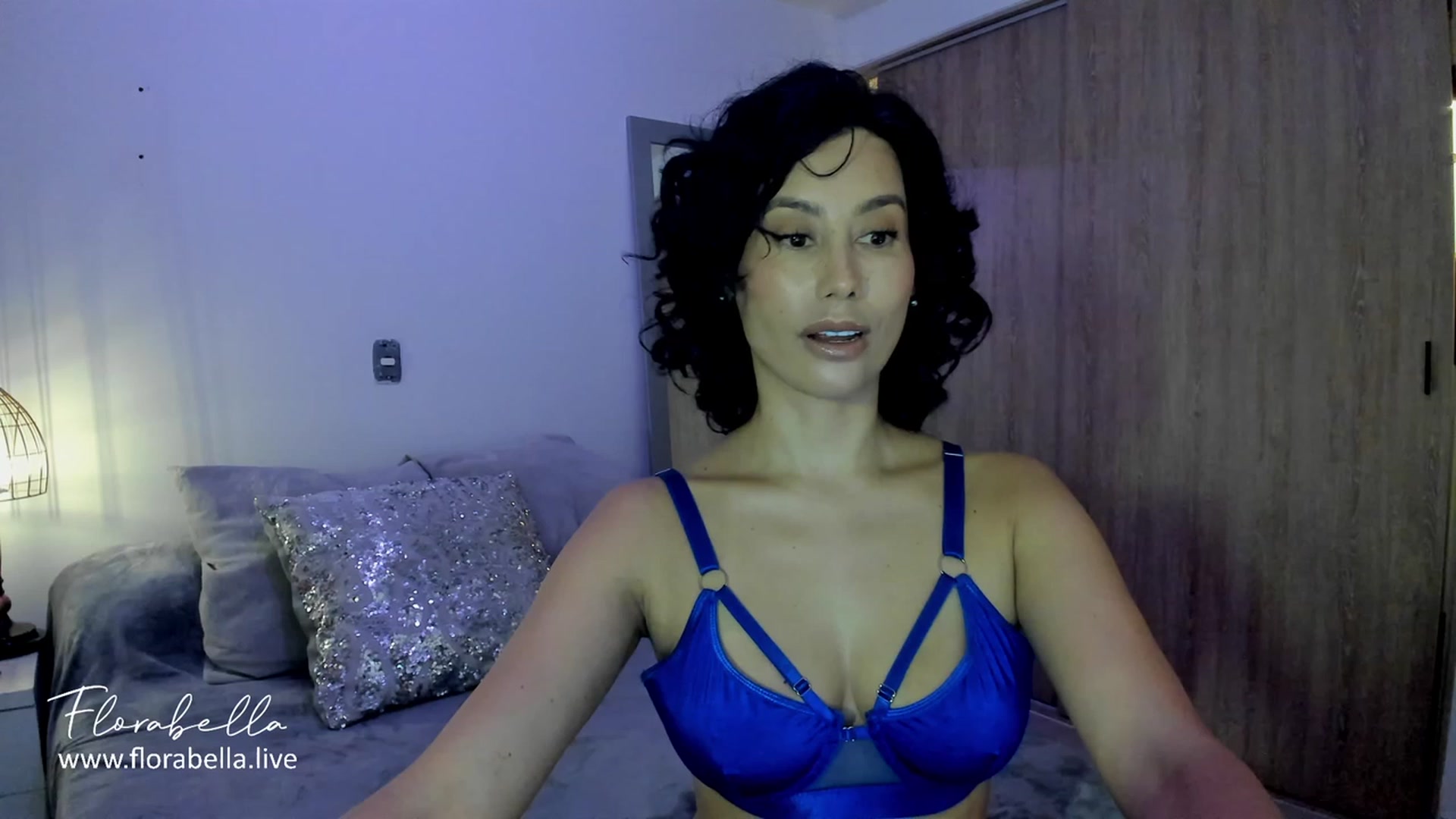 Gallery image thumbnail from Florabella's myfreecams stream on, 01/05/2024, 03:08 image 6 of 20