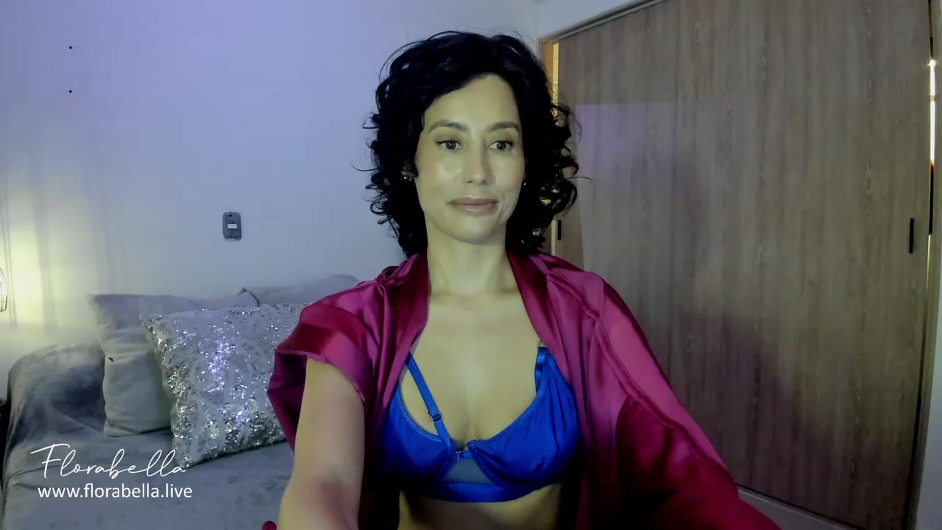 Gallery image thumbnail from Florabella's myfreecams stream on, 01/05/2024, 04:38 image 1 of 20