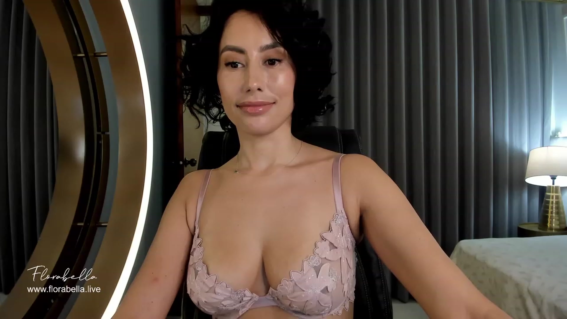 Gallery image thumbnail from Florabella's myfreecams stream on, 01/30/2024, 01:14 image 16 of 20