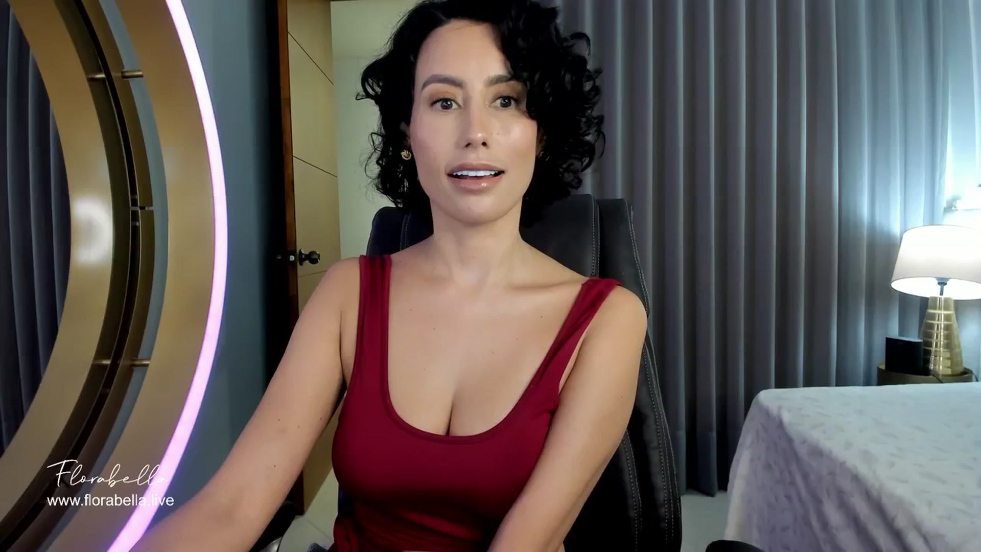 Gallery image thumbnail from Florabella's myfreecams stream on, 02/02/2024, 01:43 image 6 of 20
