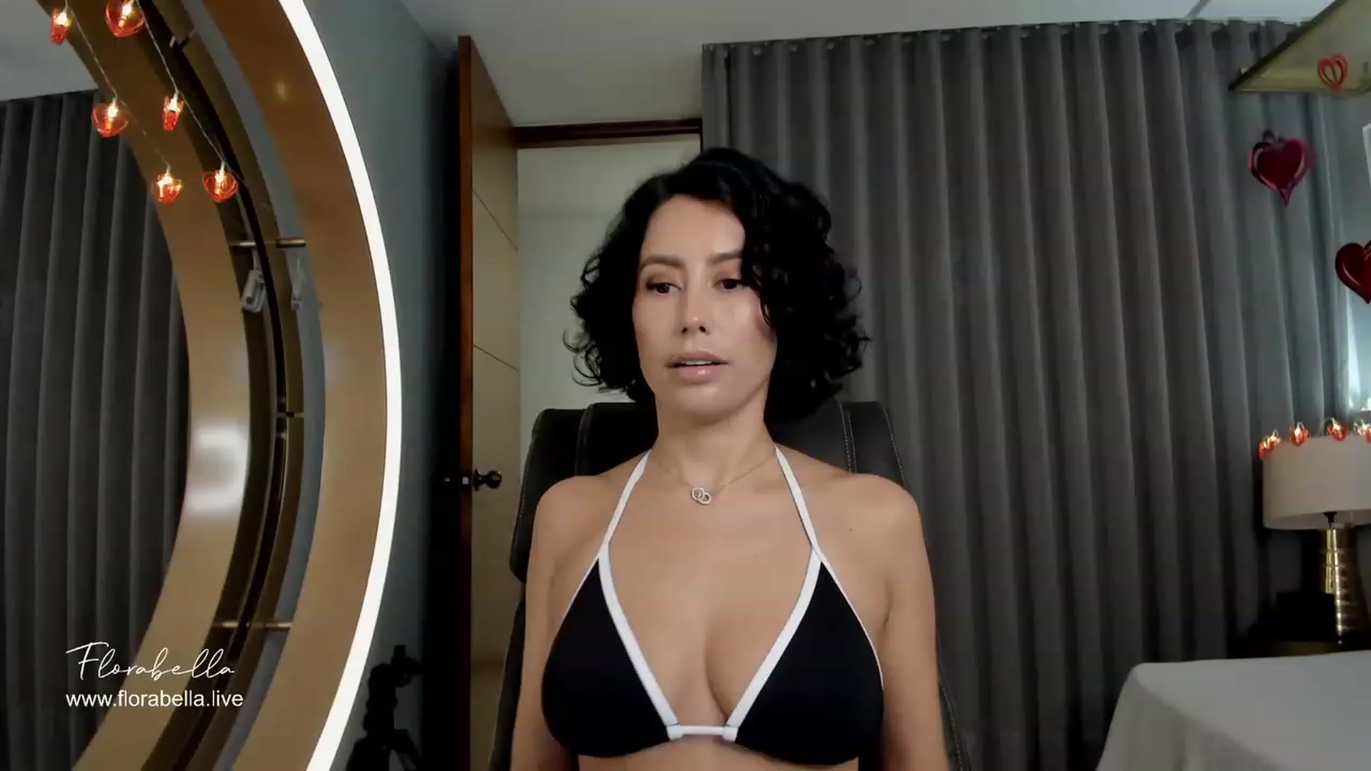 Gallery image thumbnail from Florabella's myfreecams stream on, 02/08/2024, 02:54 image 2 of 20