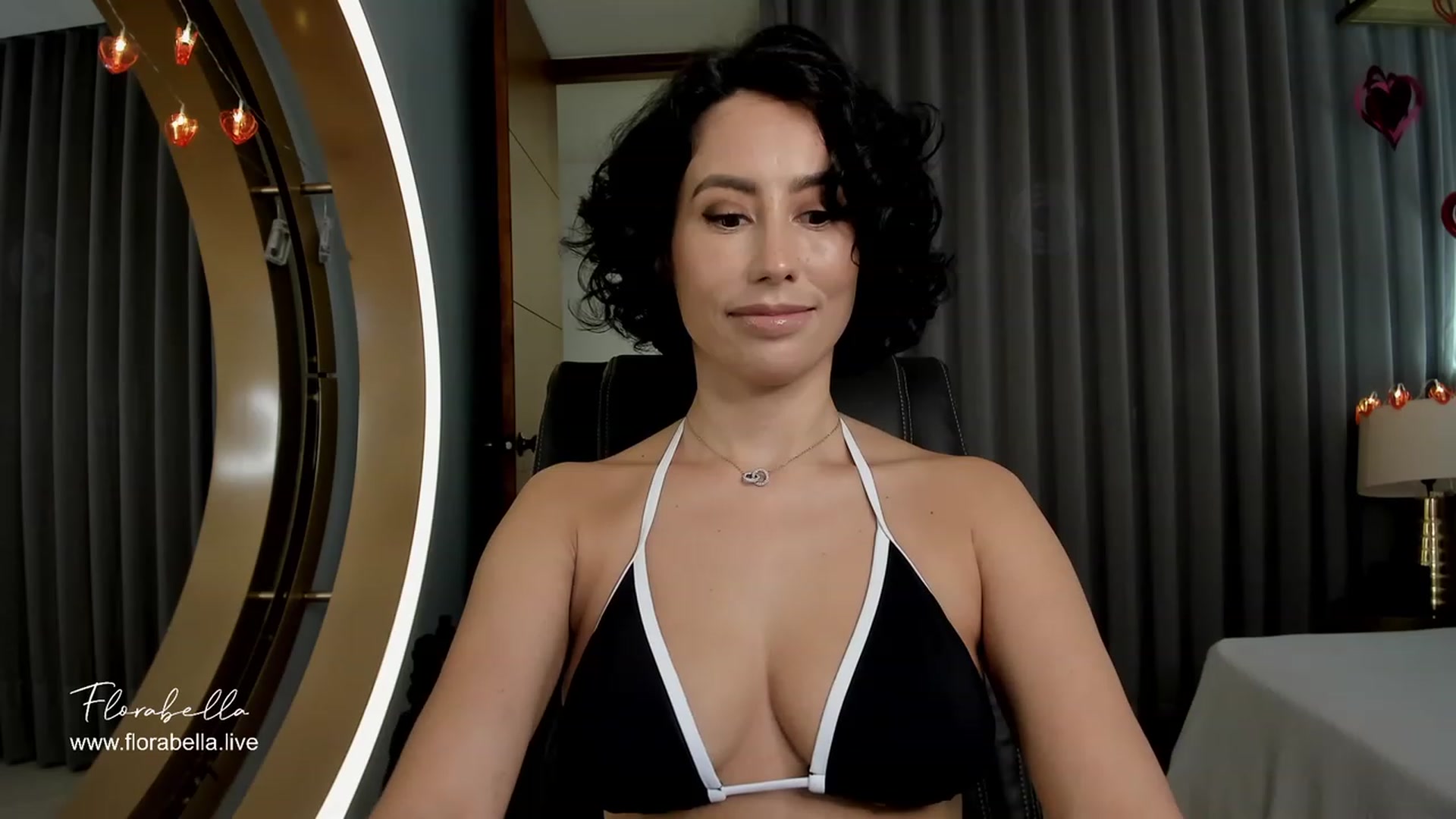 Gallery image thumbnail from Florabella's myfreecams stream on, 02/08/2024, 02:54 image 12 of 20