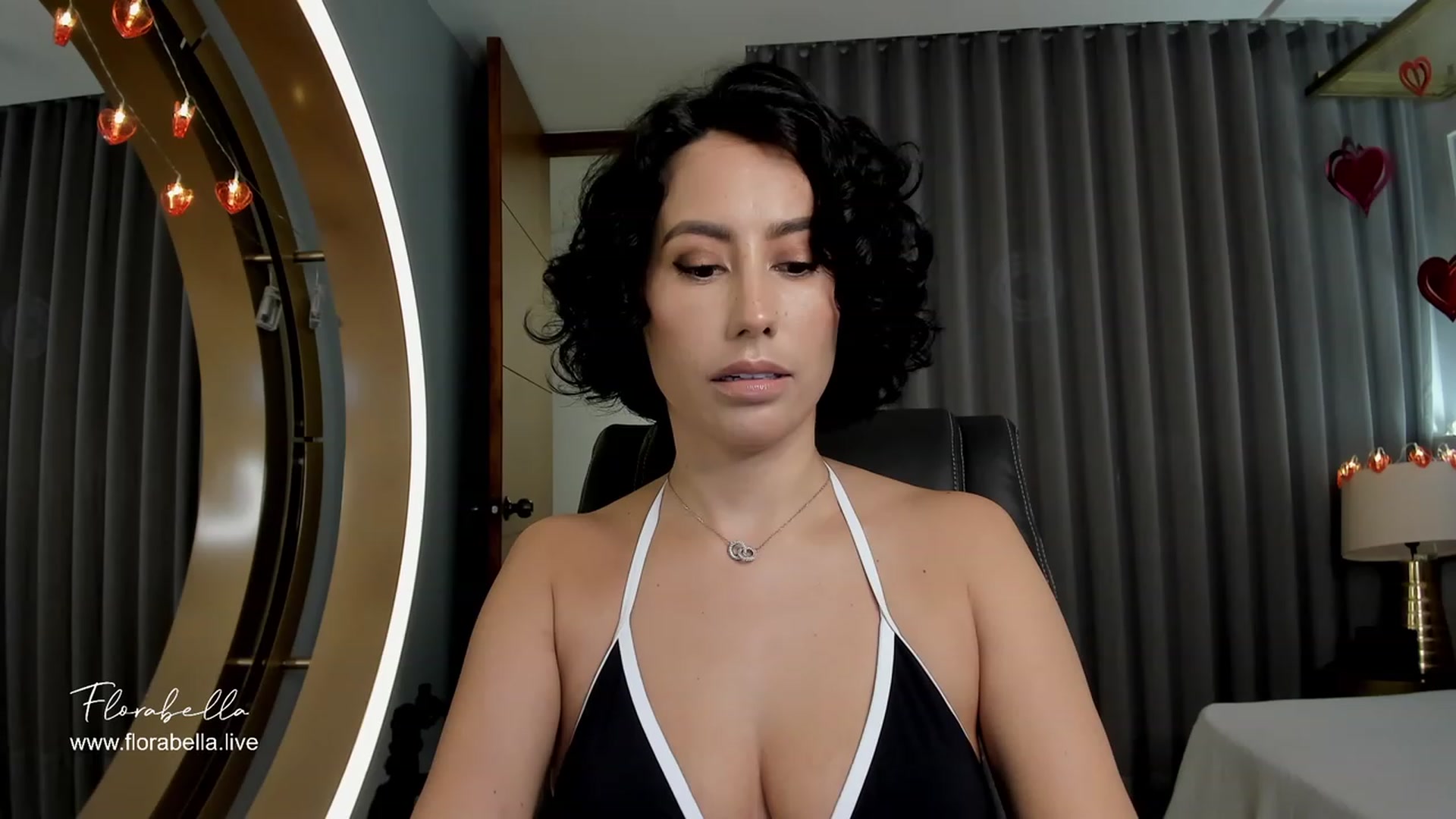 Gallery image thumbnail from Florabella's myfreecams stream on, 02/08/2024, 02:54 image 4 of 20