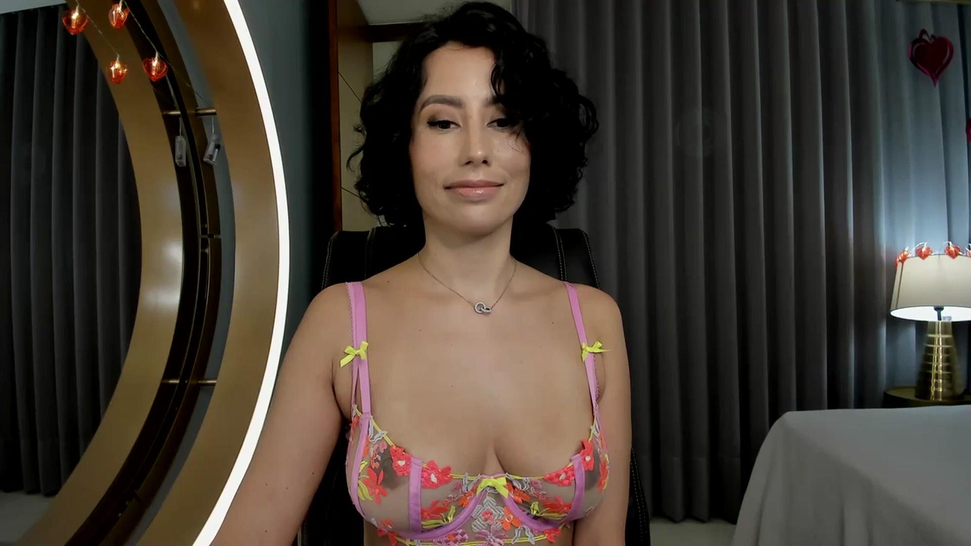 Gallery image thumbnail from Florabella's myfreecams stream on, 02/10/2024, 02:33 image 6 of 20