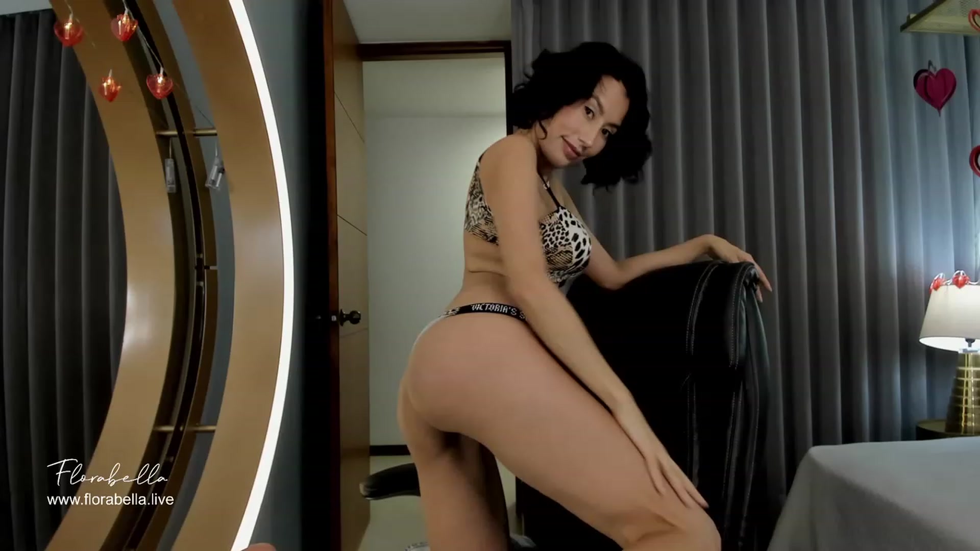 Gallery image thumbnail from Florabella's myfreecams stream on, 03/05/2024, 01:49 image 18 of 20
