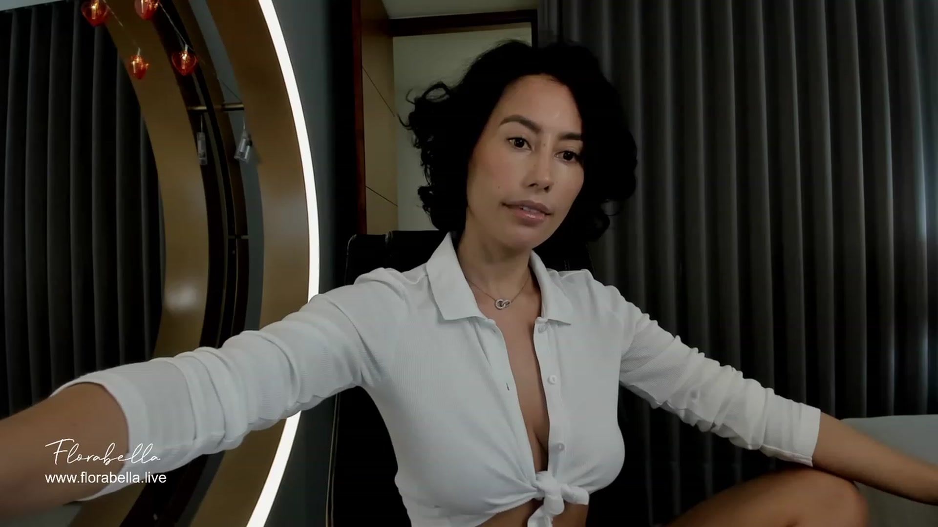 Gallery image thumbnail from Florabella's myfreecams stream on, 03/06/2024, 03:43 image 2 of 20